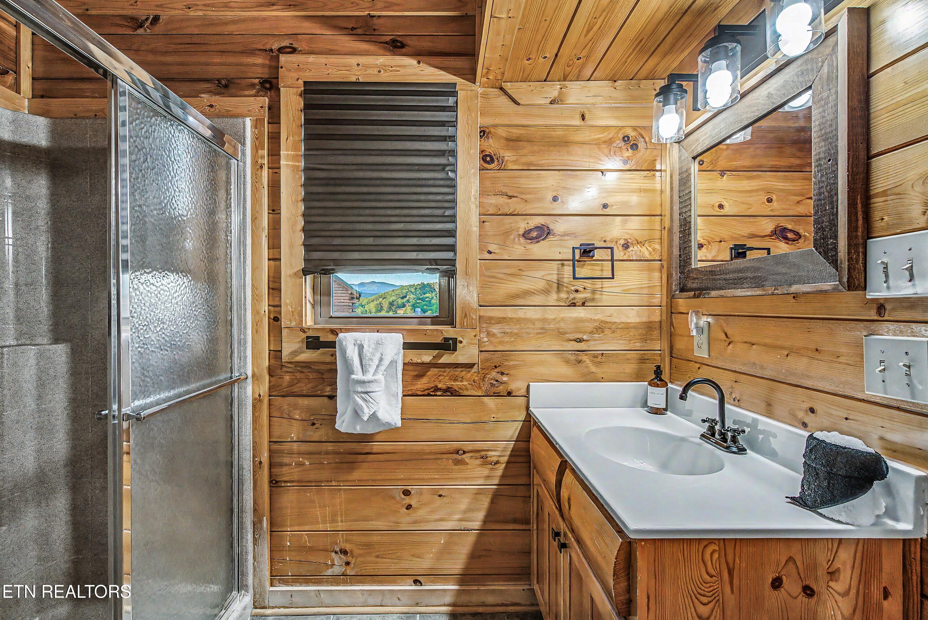 2819 White Oak Ridge Lane Sevierville TN 37862