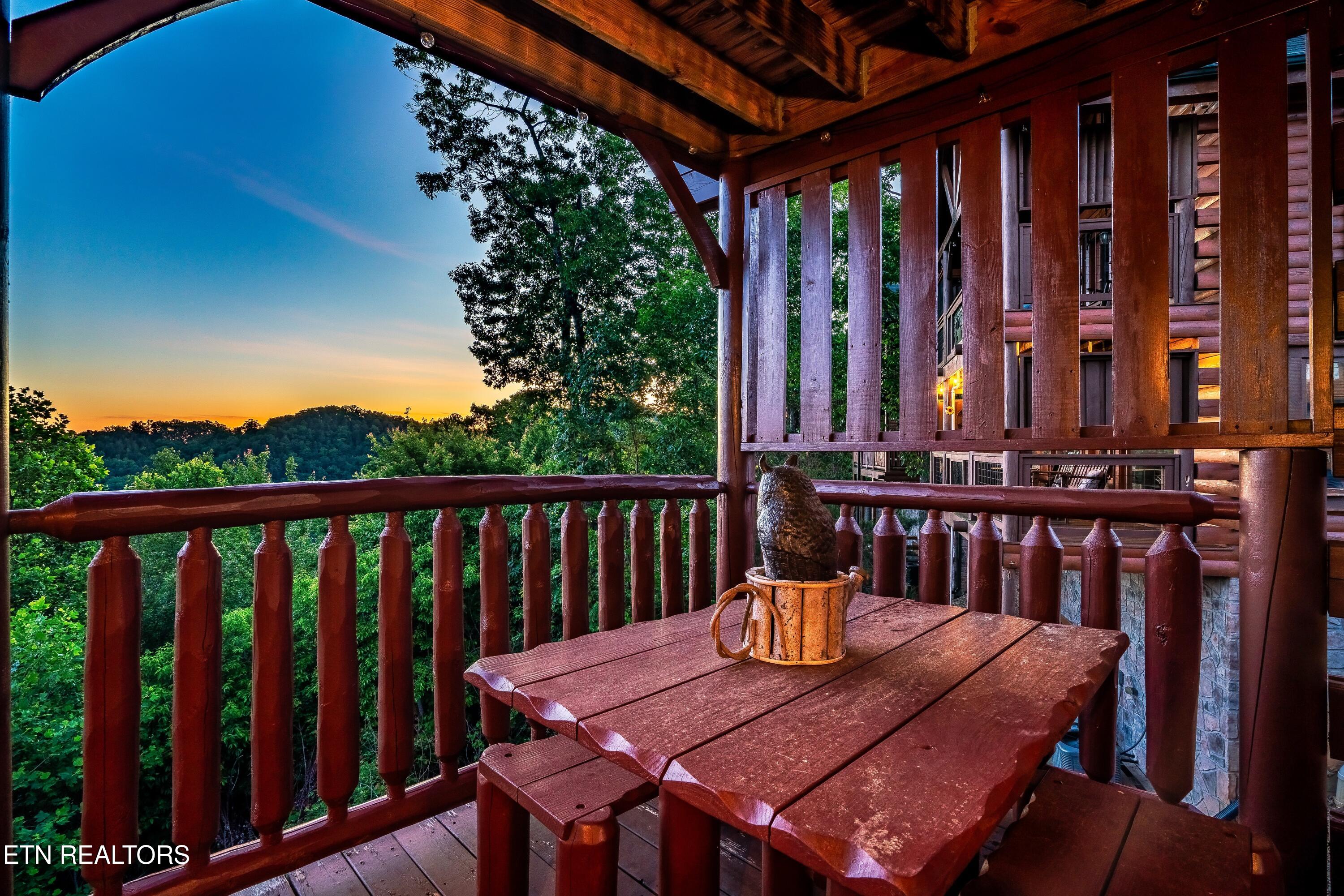 2819 White Oak Ridge Lane Sevierville TN 37862