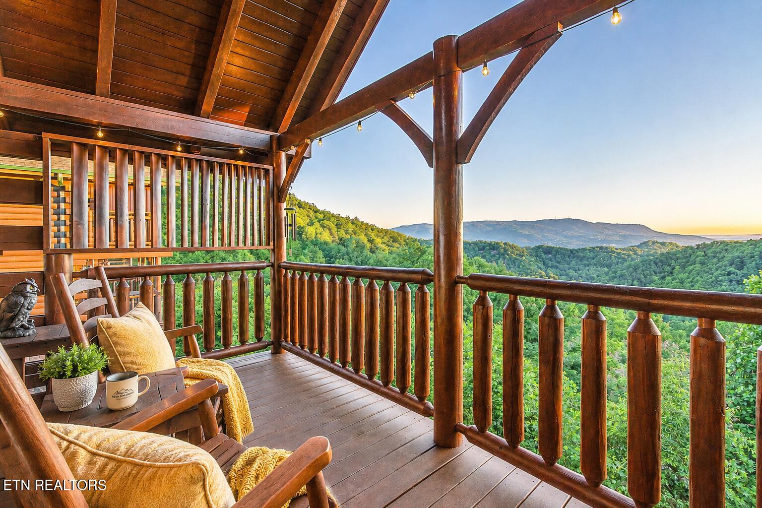 2819 White Oak Ridge Lane Sevierville TN 37862