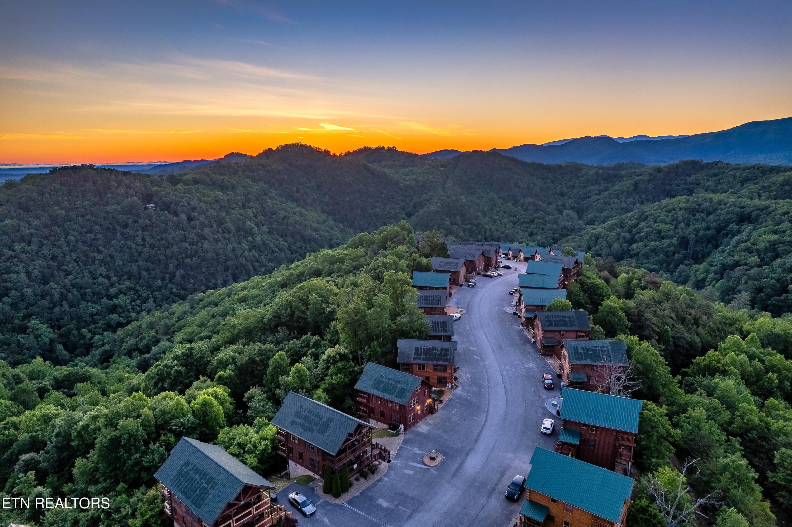 2819 White Oak Ridge Lane Sevierville TN 37862