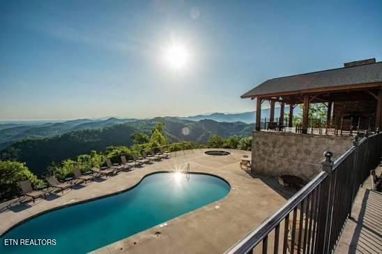 2819 White Oak Ridge Lane Sevierville TN 37862