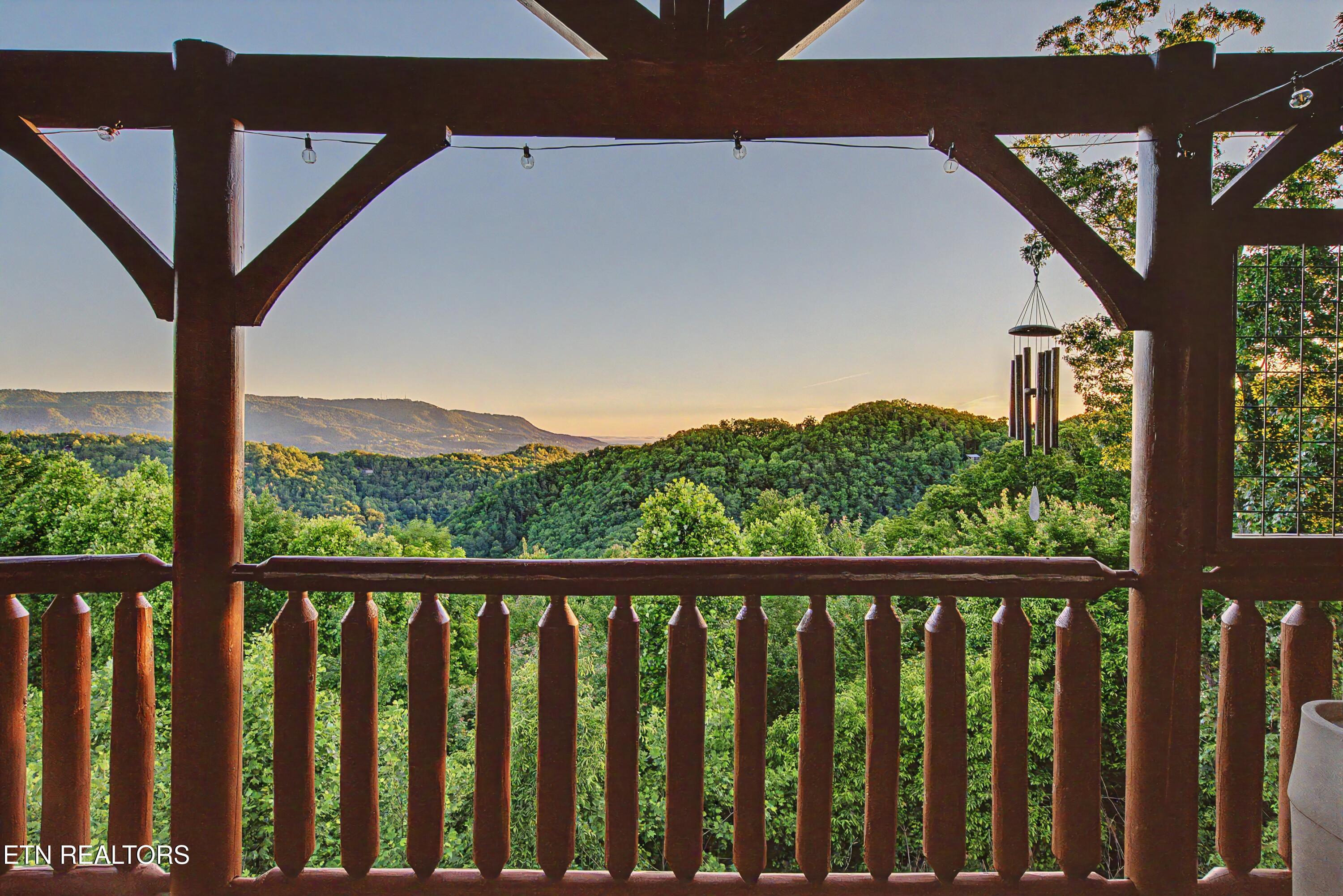 2819 White Oak Ridge Lane Sevierville TN 37862