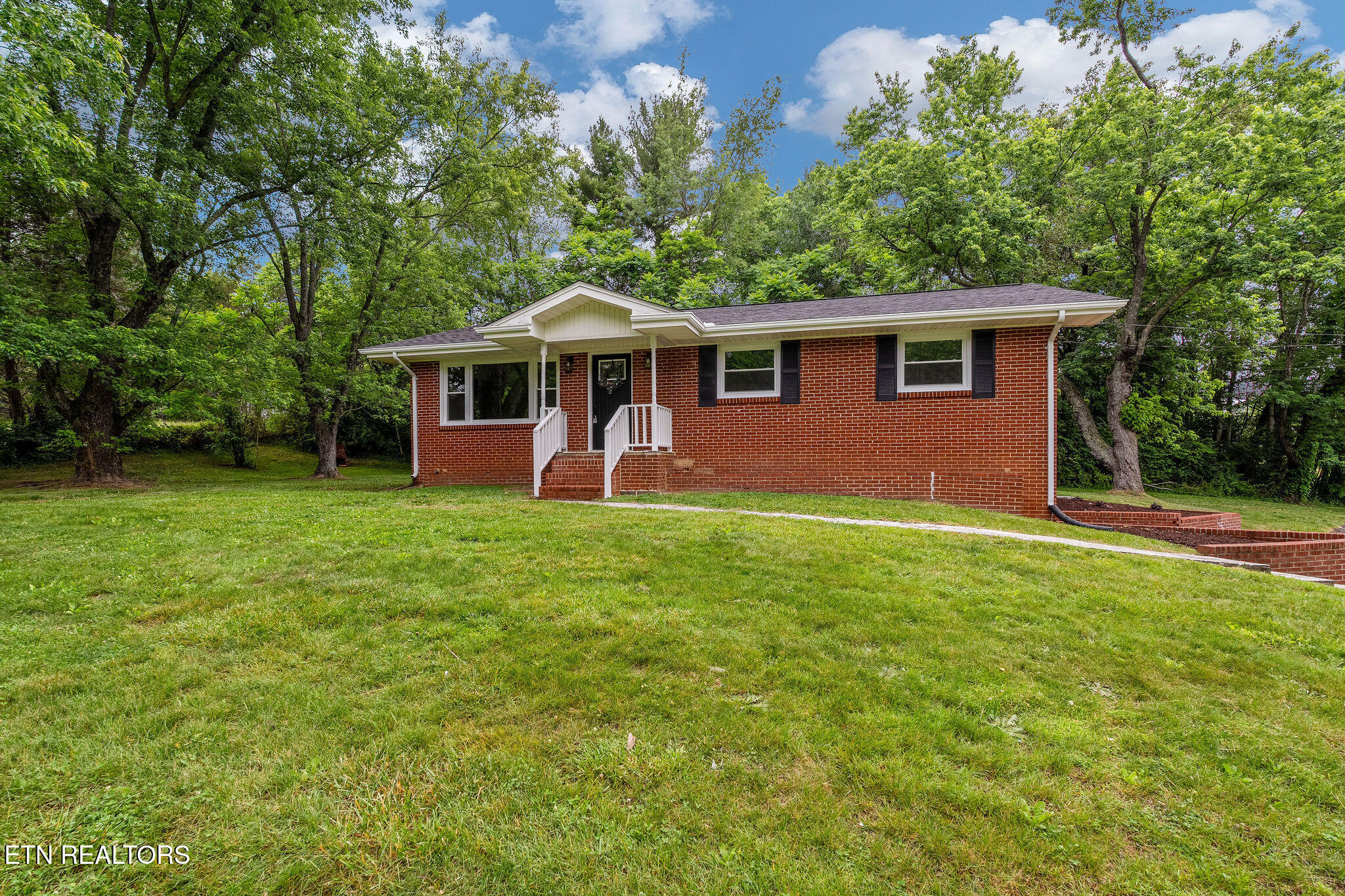 630 Briar Patch Lane Greeneville TN 37745