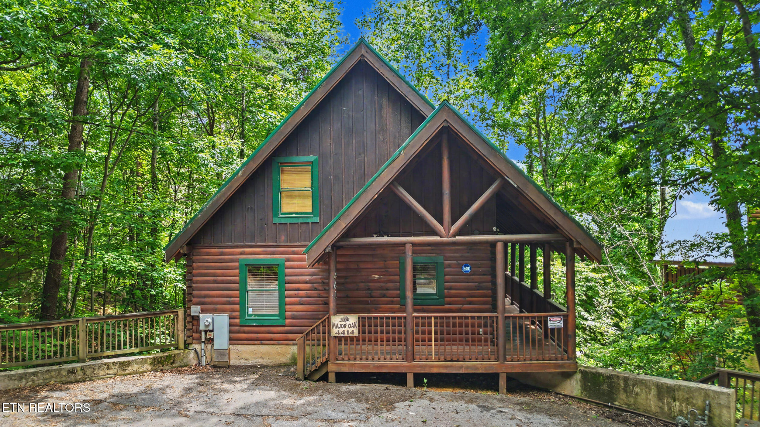 4414 Forest Vista Way Pigeon Forge TN 37863