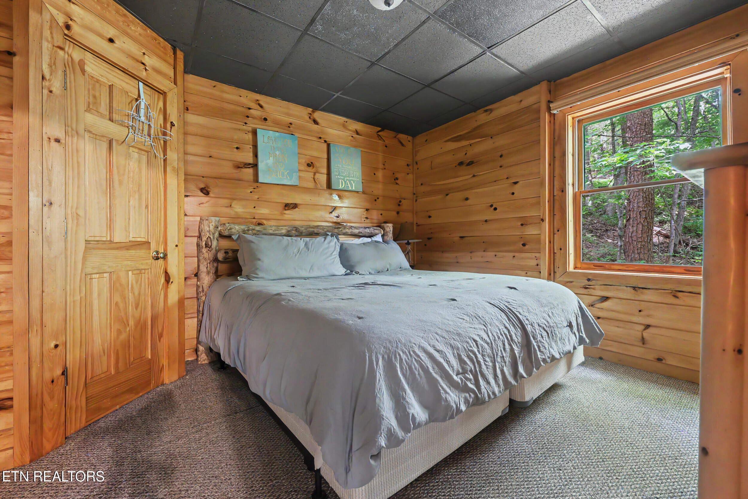 4414 Forest Vista Way Pigeon Forge TN 37863