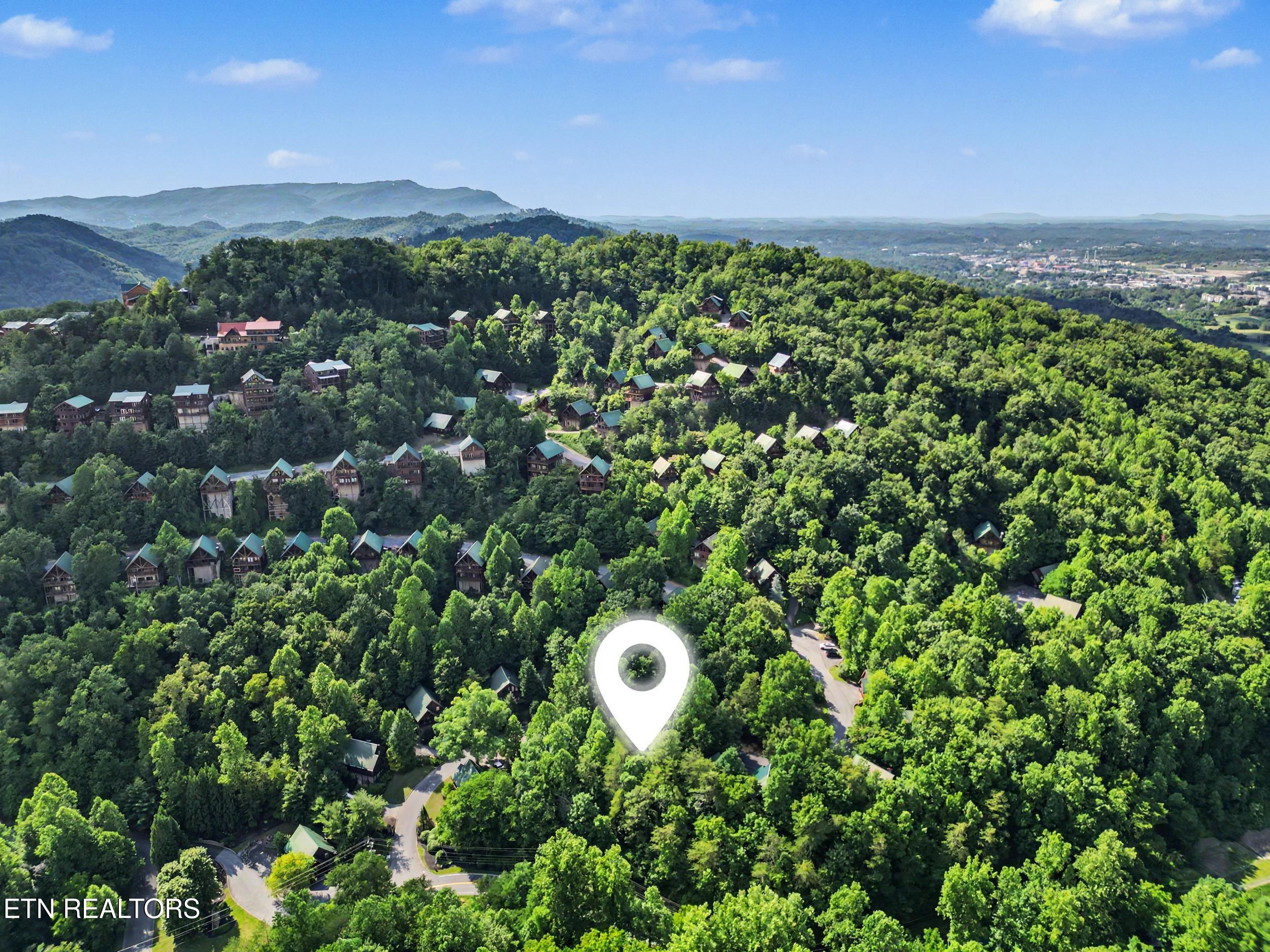 4414 Forest Vista Way Pigeon Forge TN 37863