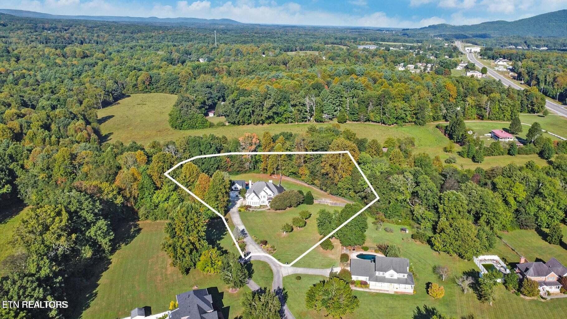 156 Morgan Fields Drive Wartburg TN 37887