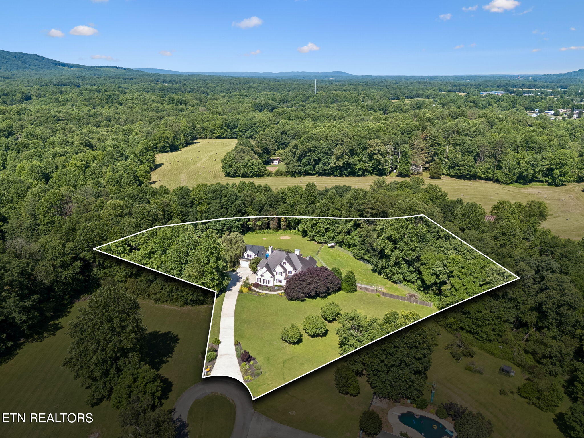 156 Morgan Fields Drive Wartburg TN 37887