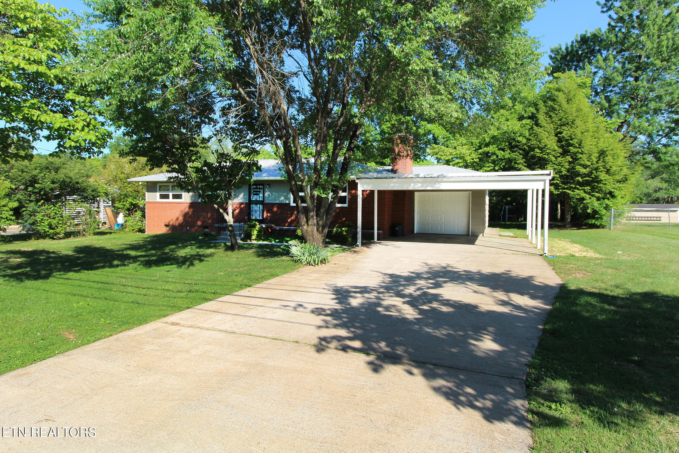 3204 Walnoaks Road Knoxville TN 37921