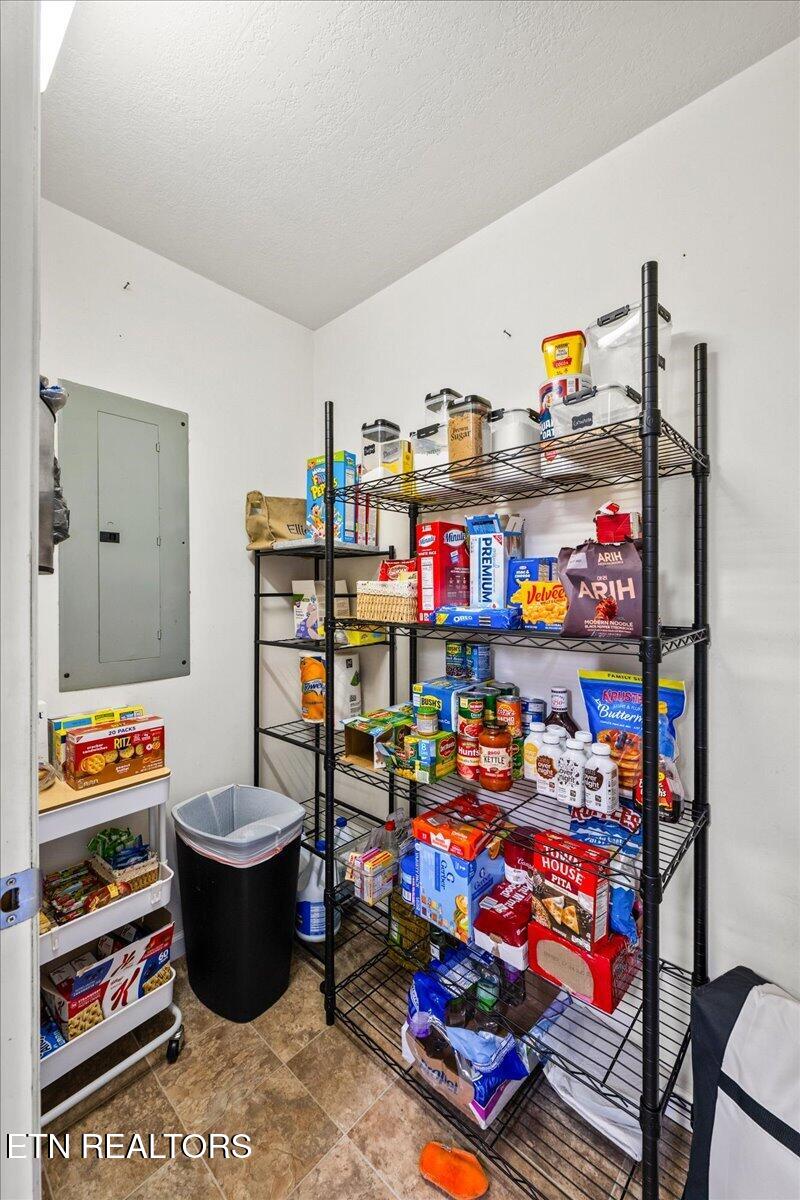 146 Sandy Hill Road Lafollette TN 37766