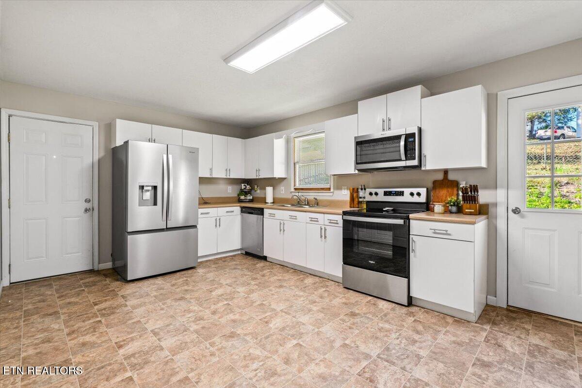 146 Sandy Hill Road Lafollette TN 37766