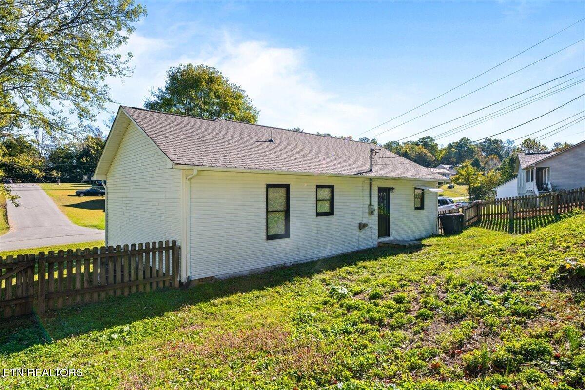146 Sandy Hill Road Lafollette TN 37766