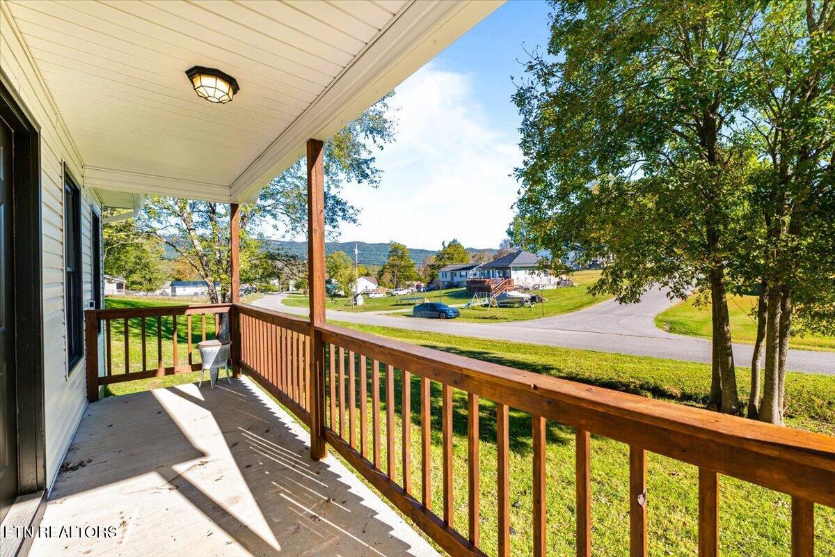 146 Sandy Hill Road Lafollette TN 37766