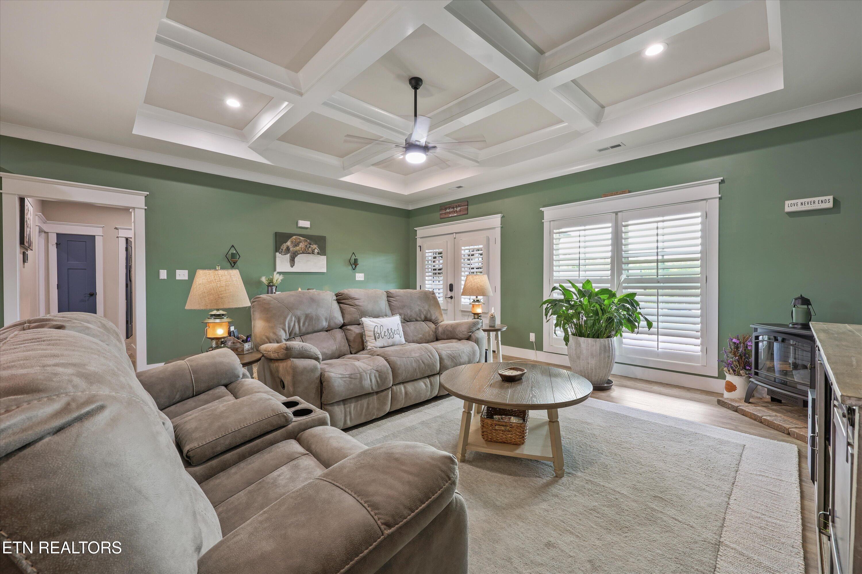 853 Pinebrooke Drive Maryville TN 37801