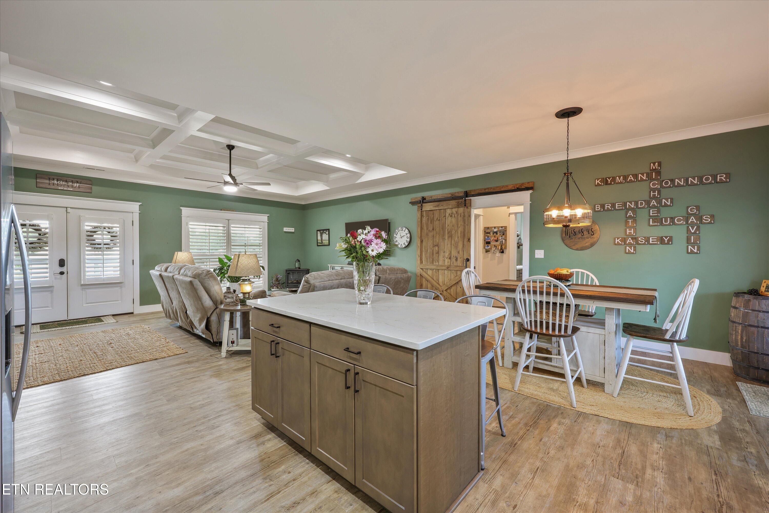 853 Pinebrooke Drive Maryville TN 37801