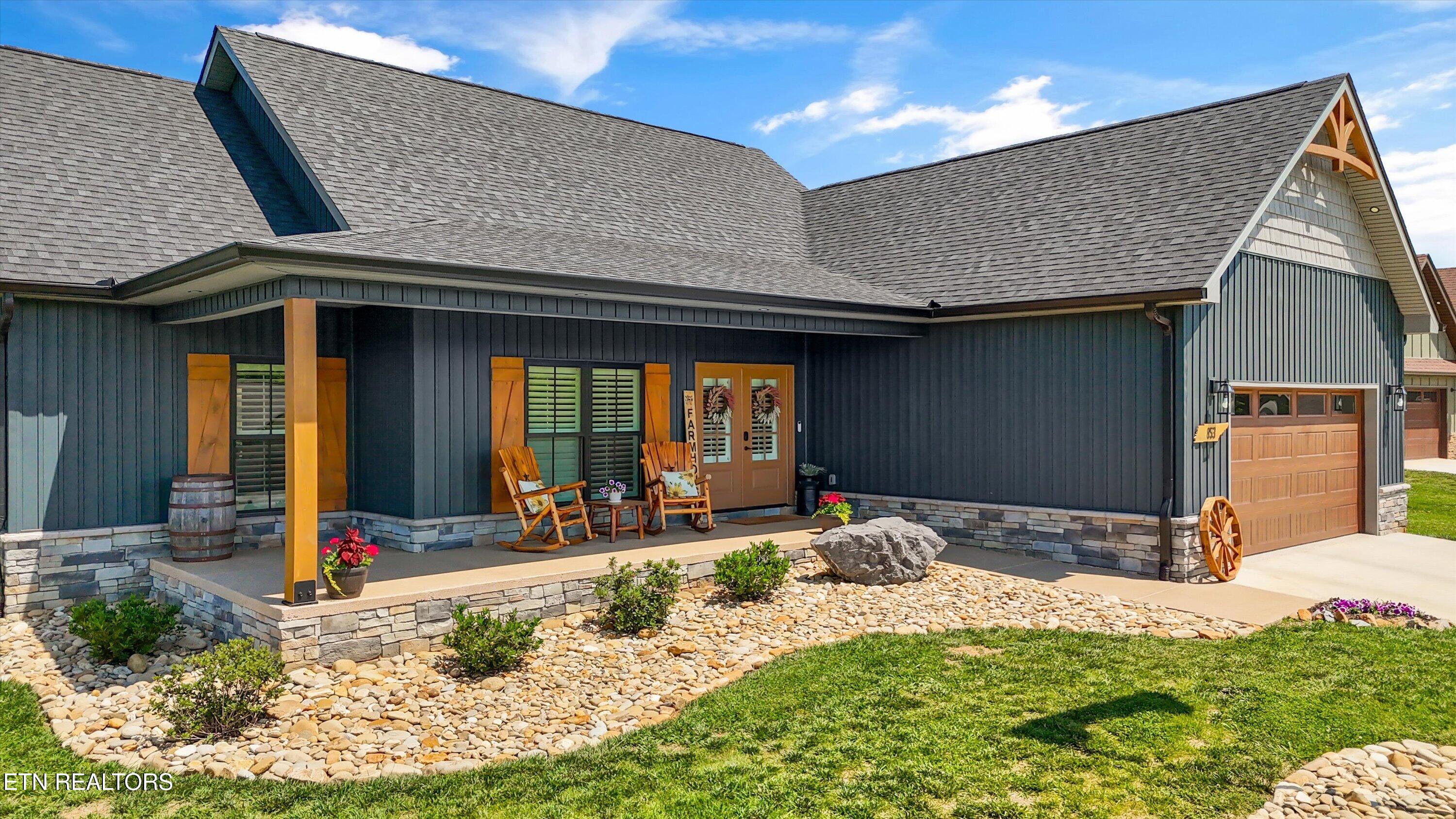853 Pinebrooke Drive Maryville TN 37801