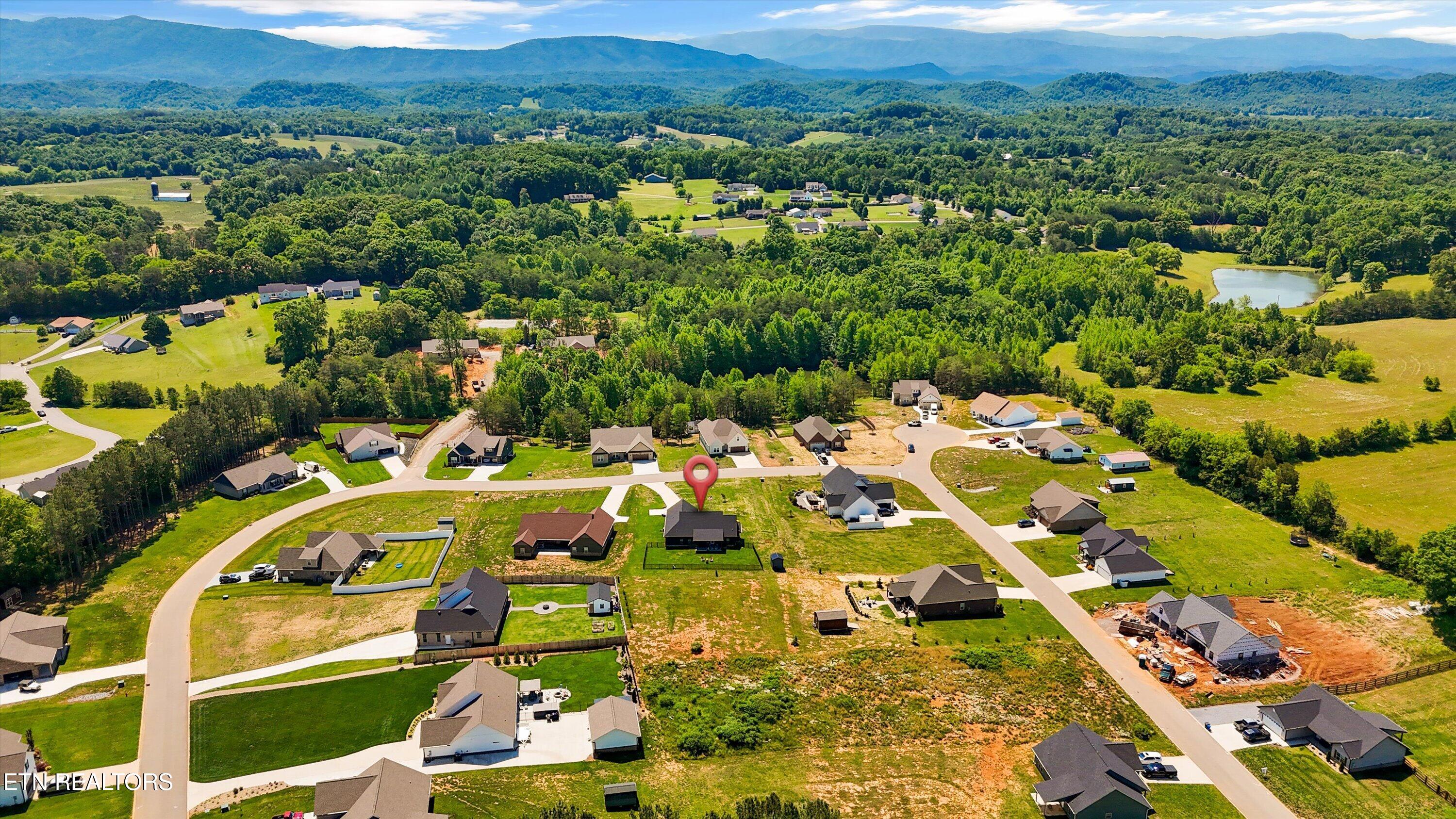 853 Pinebrooke Drive Maryville TN 37801
