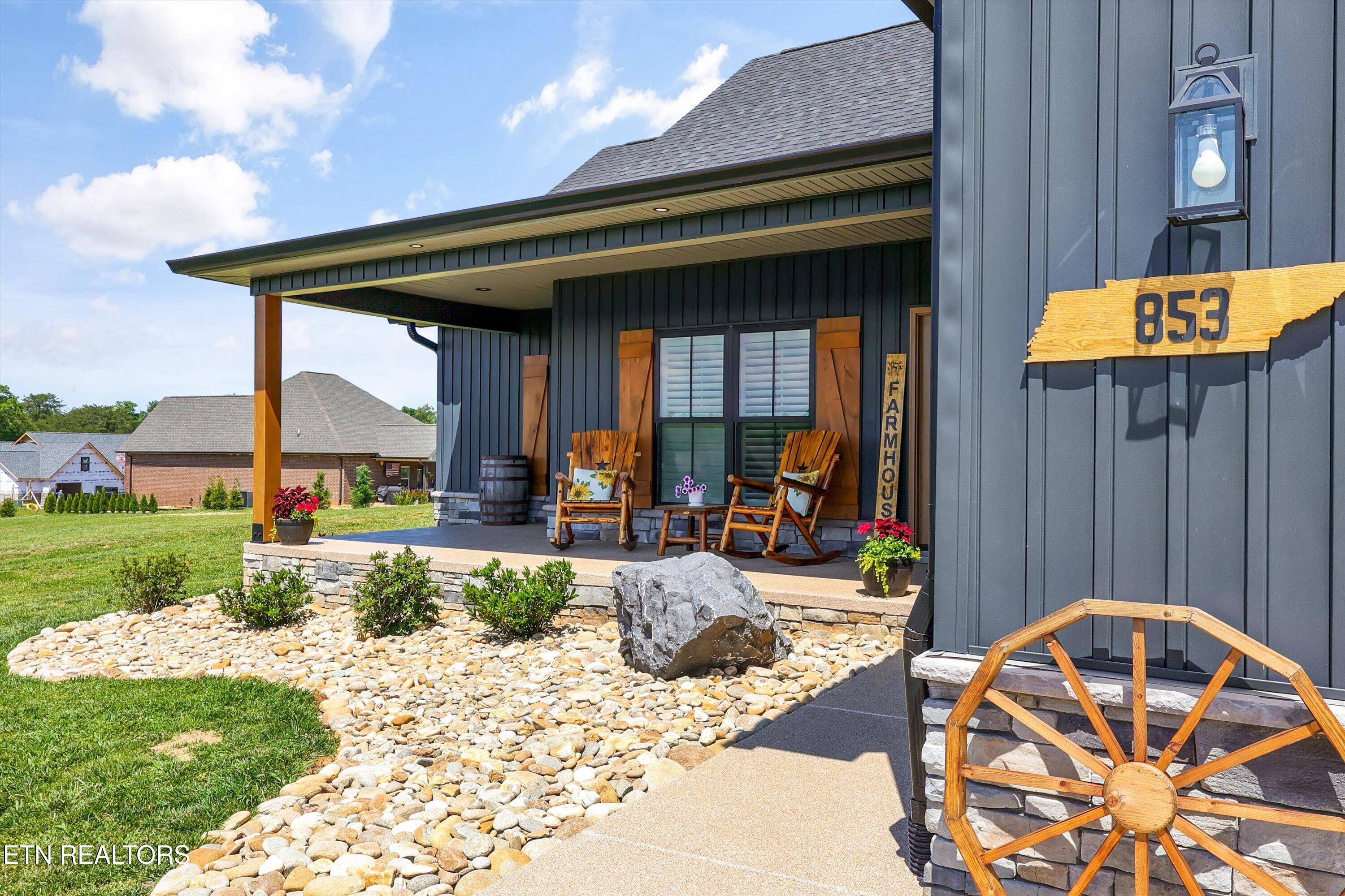 853 Pinebrooke Drive Maryville TN 37801