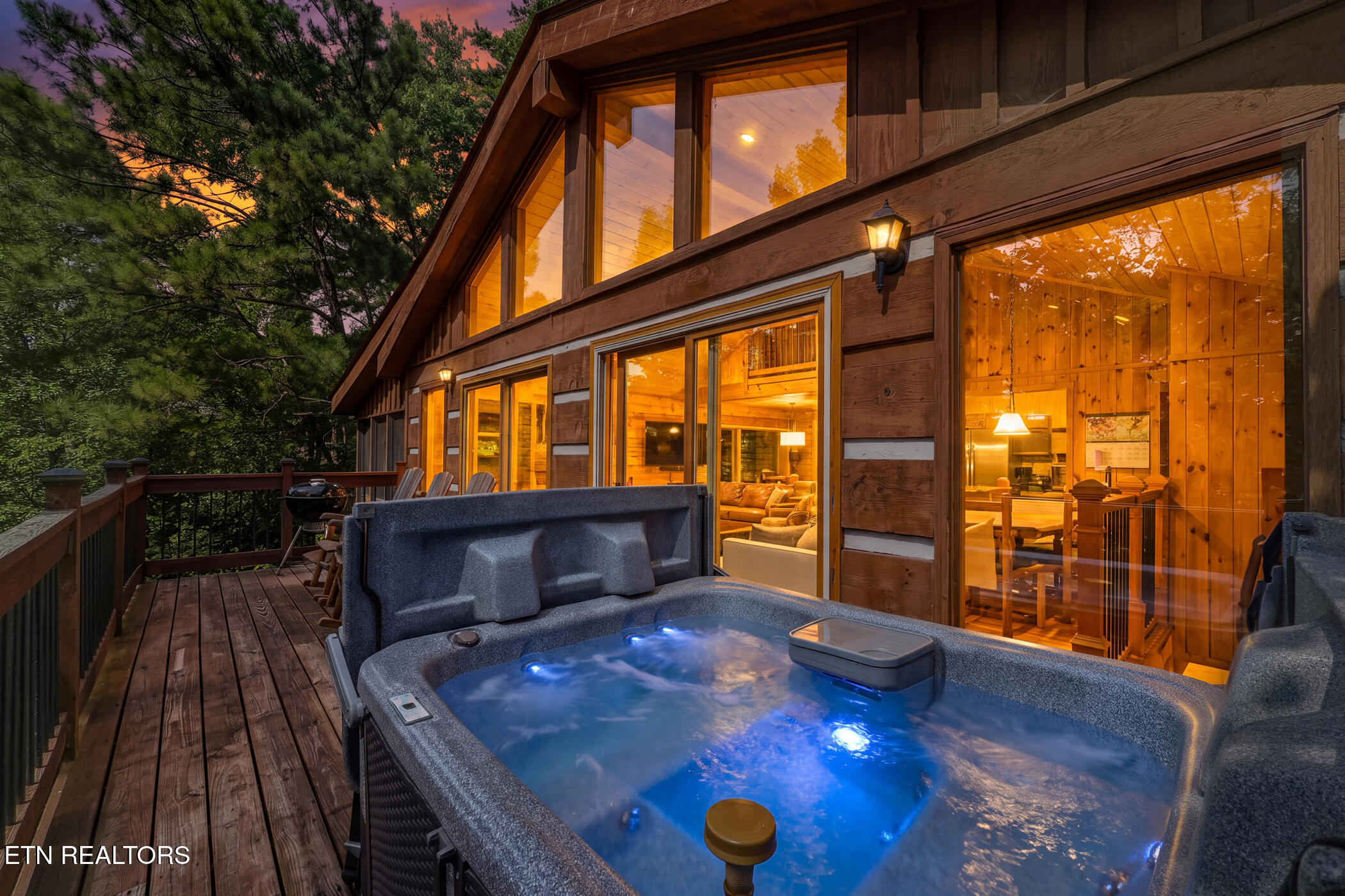 942 Vixen Gatlinburg TN 37738