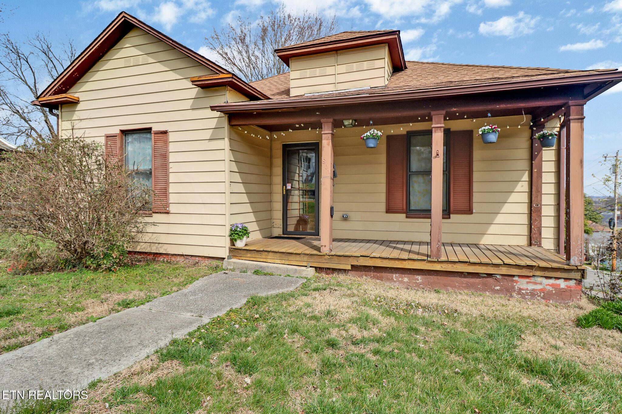 801 N C Street Lenoir City TN 37771