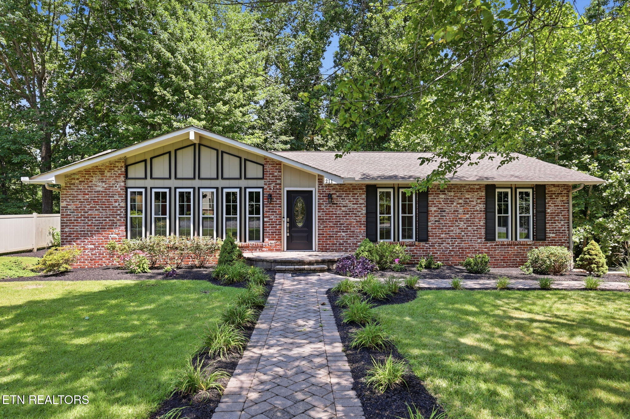 211 Connors Circle Oak Ridge TN 37830