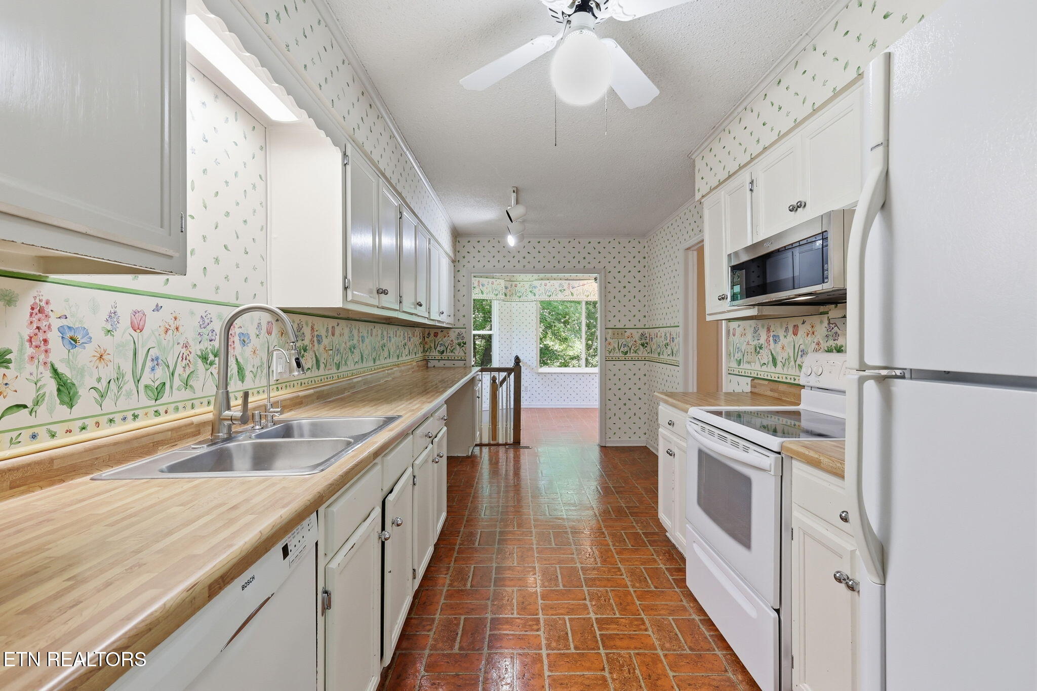 211 Connors Circle Oak Ridge TN 37830