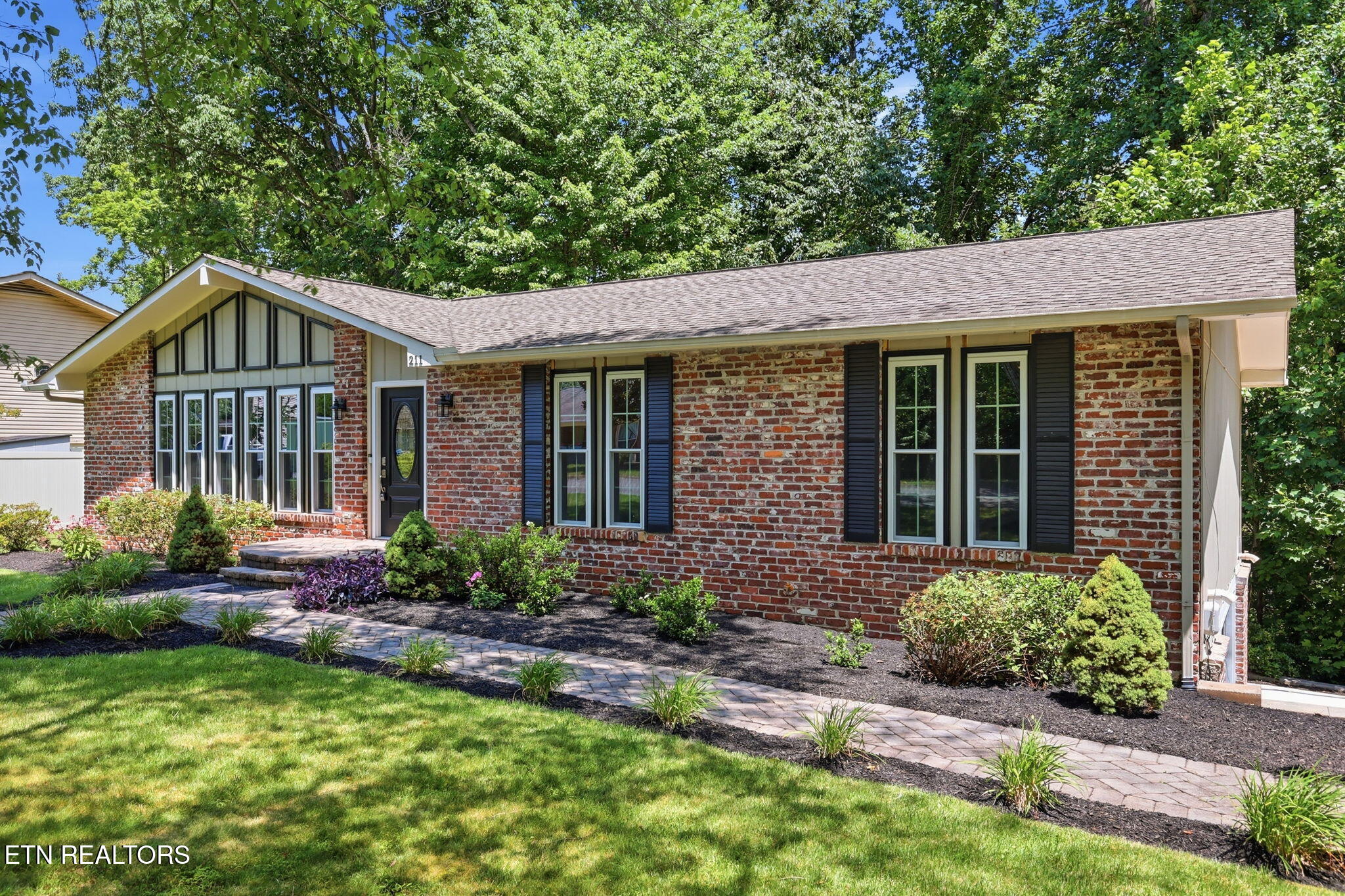 211 Connors Circle Oak Ridge TN 37830