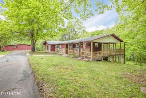 355 Eli Lane Oneida TN 37841