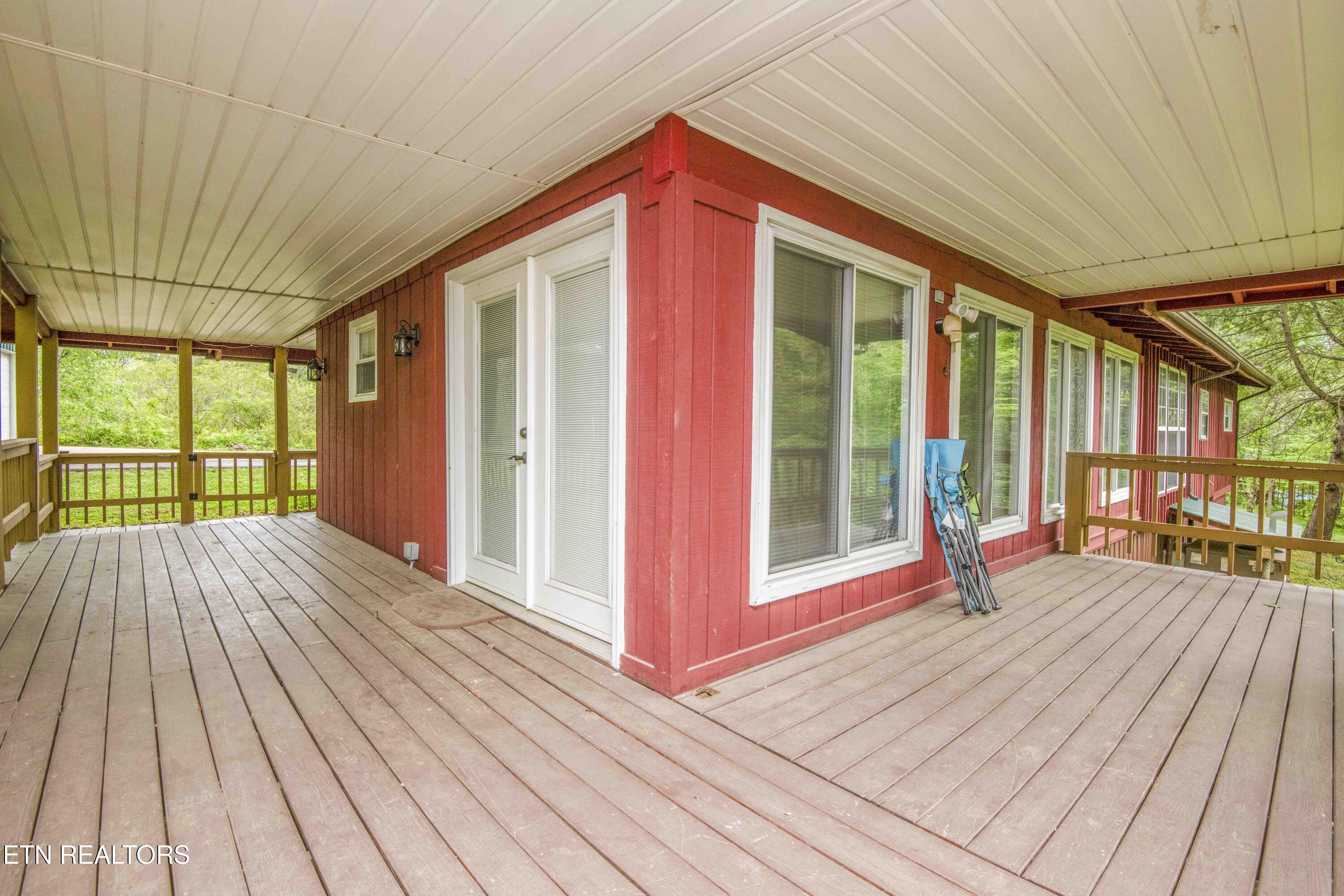 355 Eli Lane Oneida TN 37841