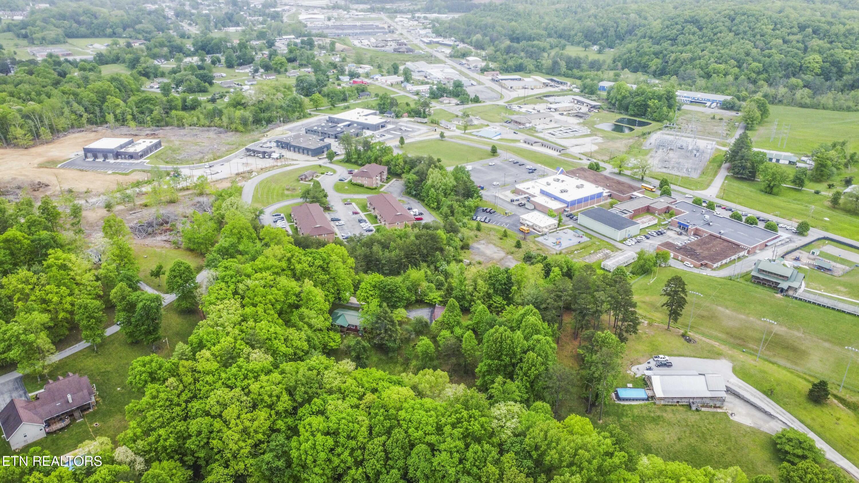 355 Eli Lane Oneida TN 37841