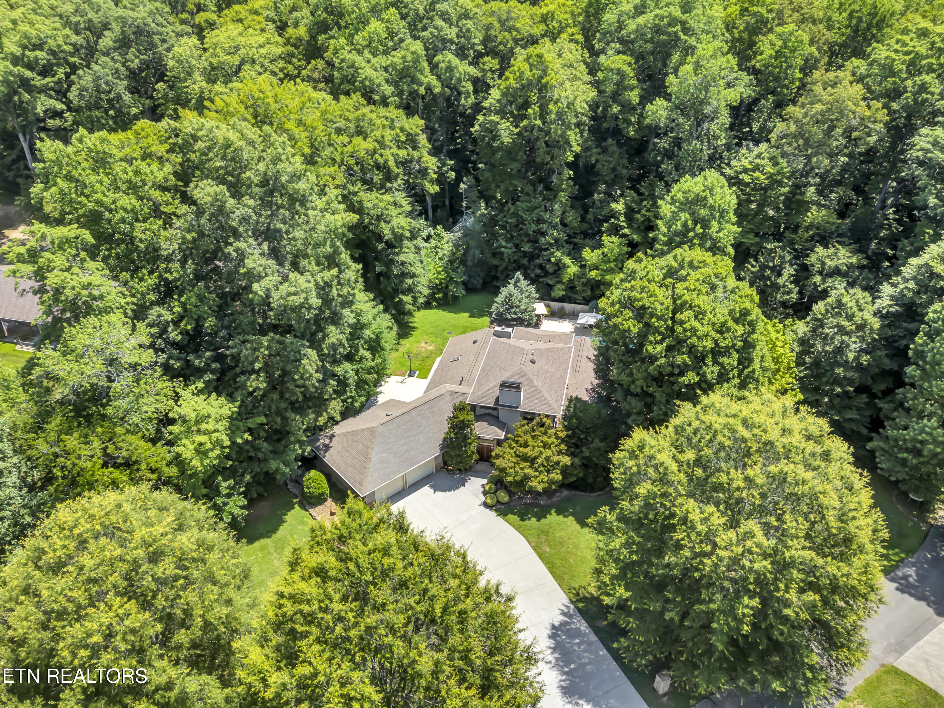 346 Fallen Oak Court Seymour TN 37865