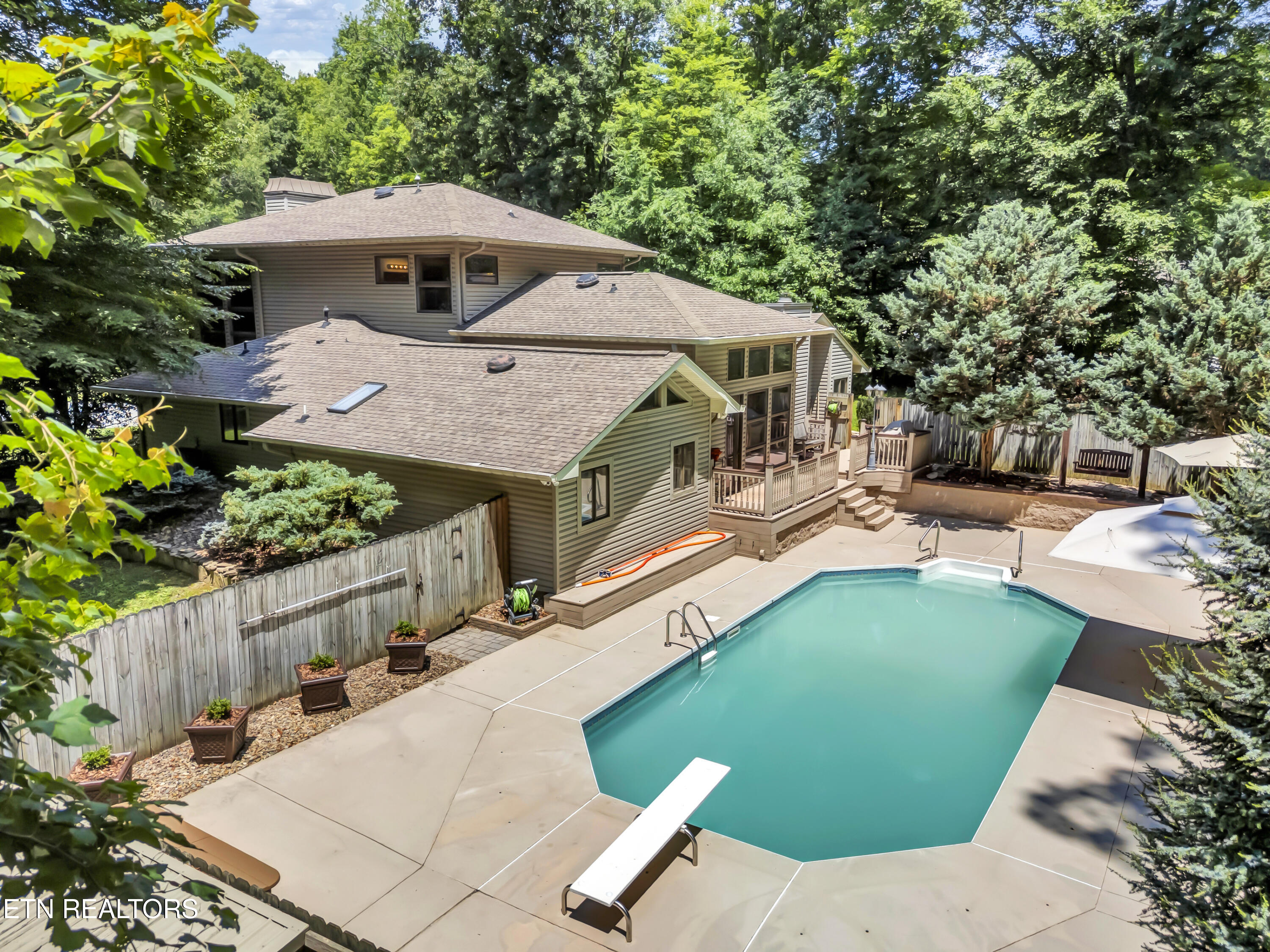 346 Fallen Oak Court Seymour TN 37865