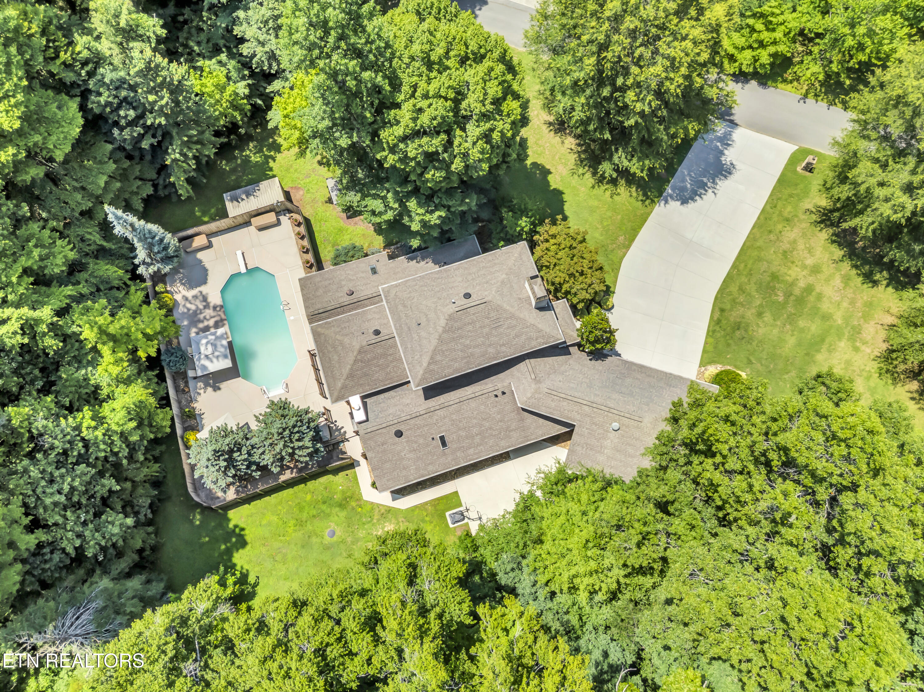 346 Fallen Oak Court Seymour TN 37865