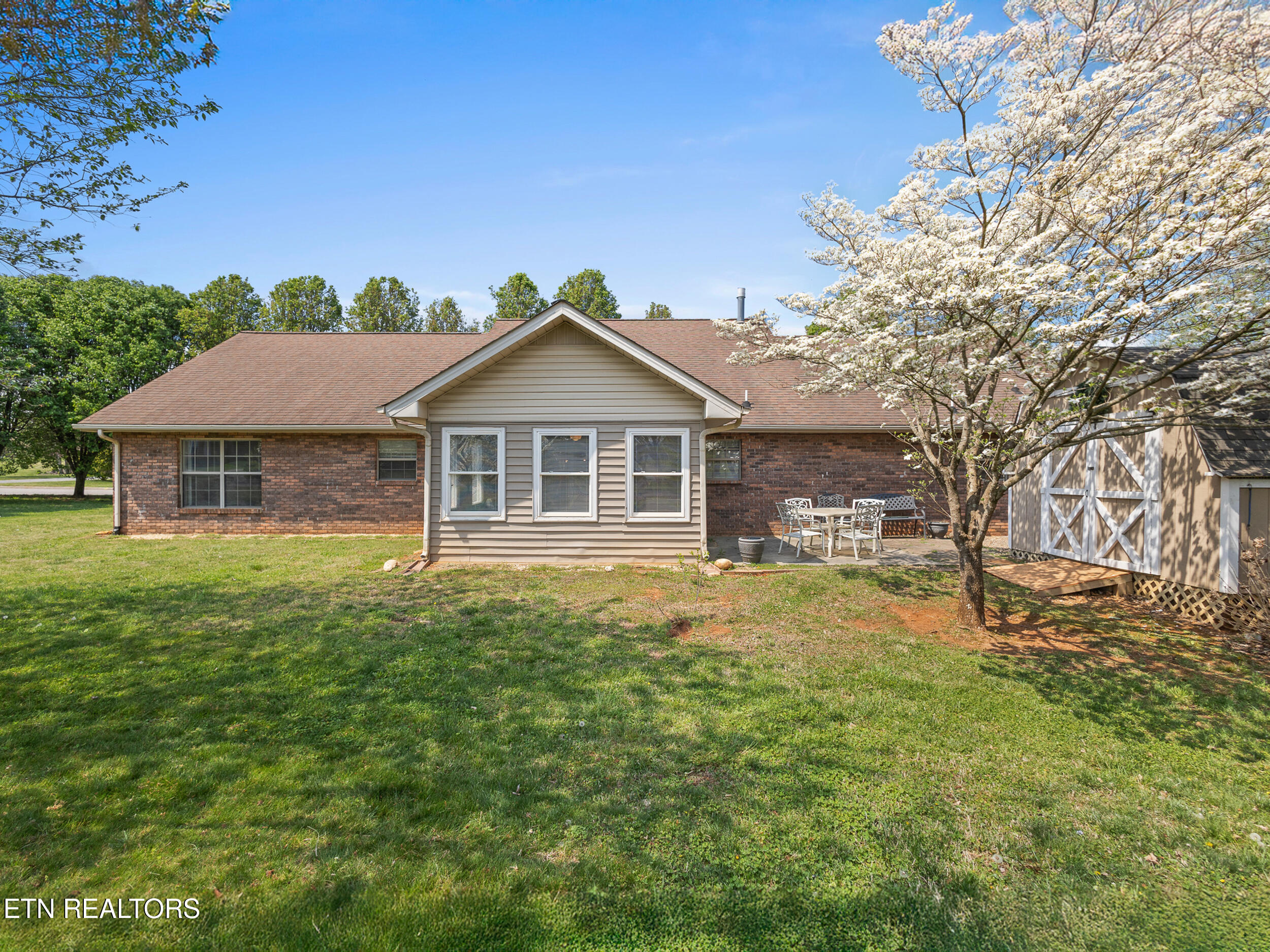 2246 Portland Drive Maryville TN 37803