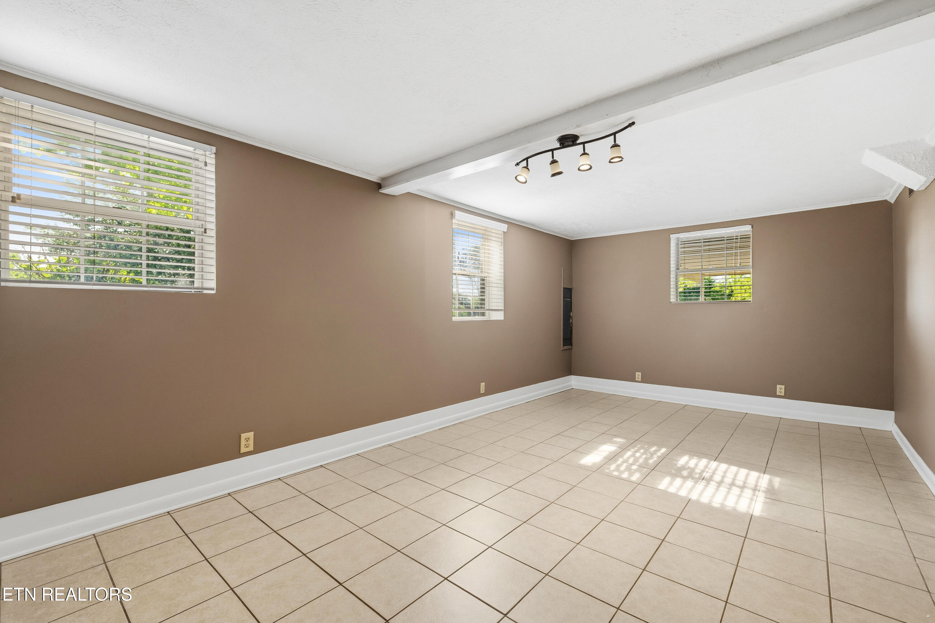 1141 Sanders Road Knoxville TN 37923