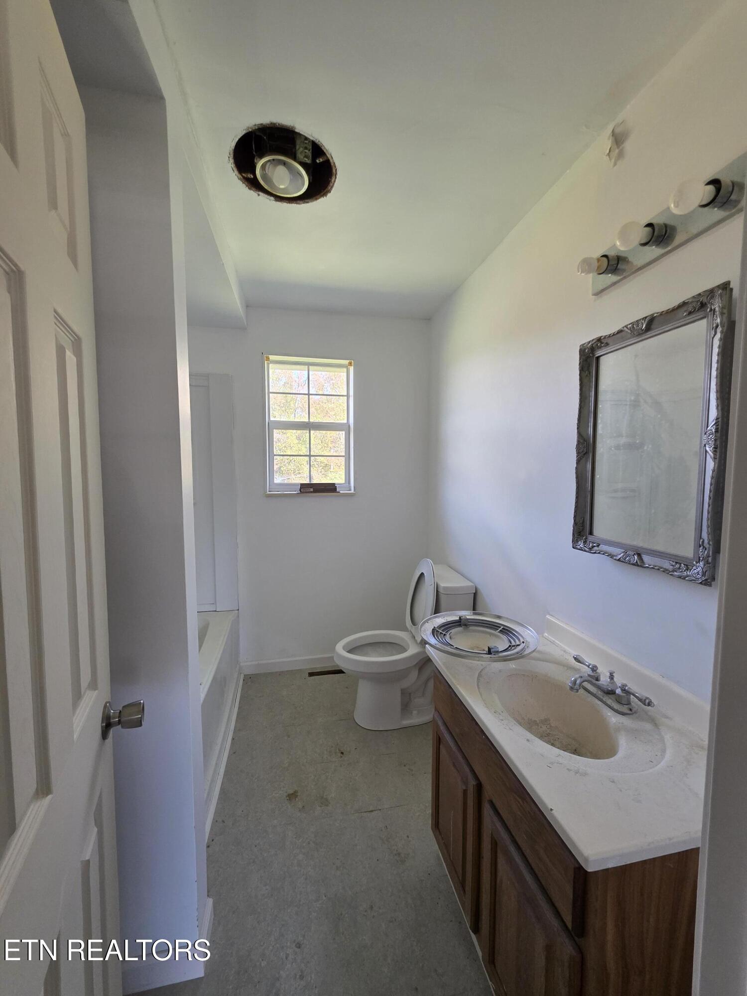 277 Reids Lane Spring City TN 37381