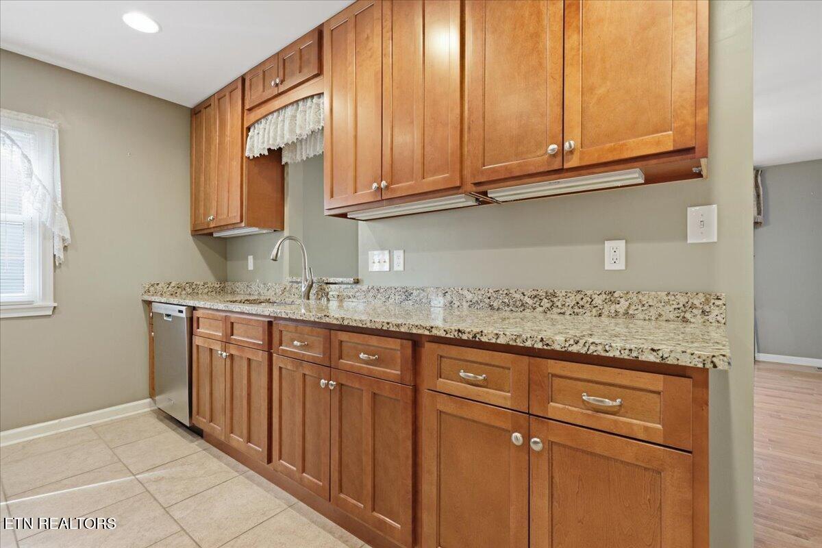 2445 Kennington Road Knoxville TN 37917