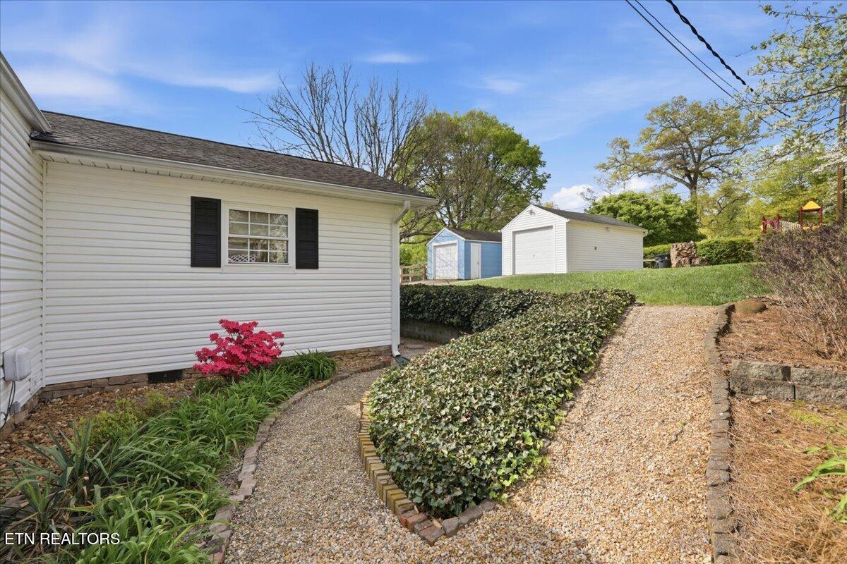 2445 Kennington Road Knoxville TN 37917