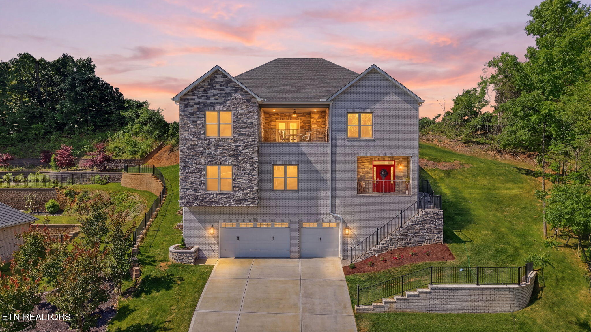 1853 Calgary Falls Lane Knoxville TN 37931