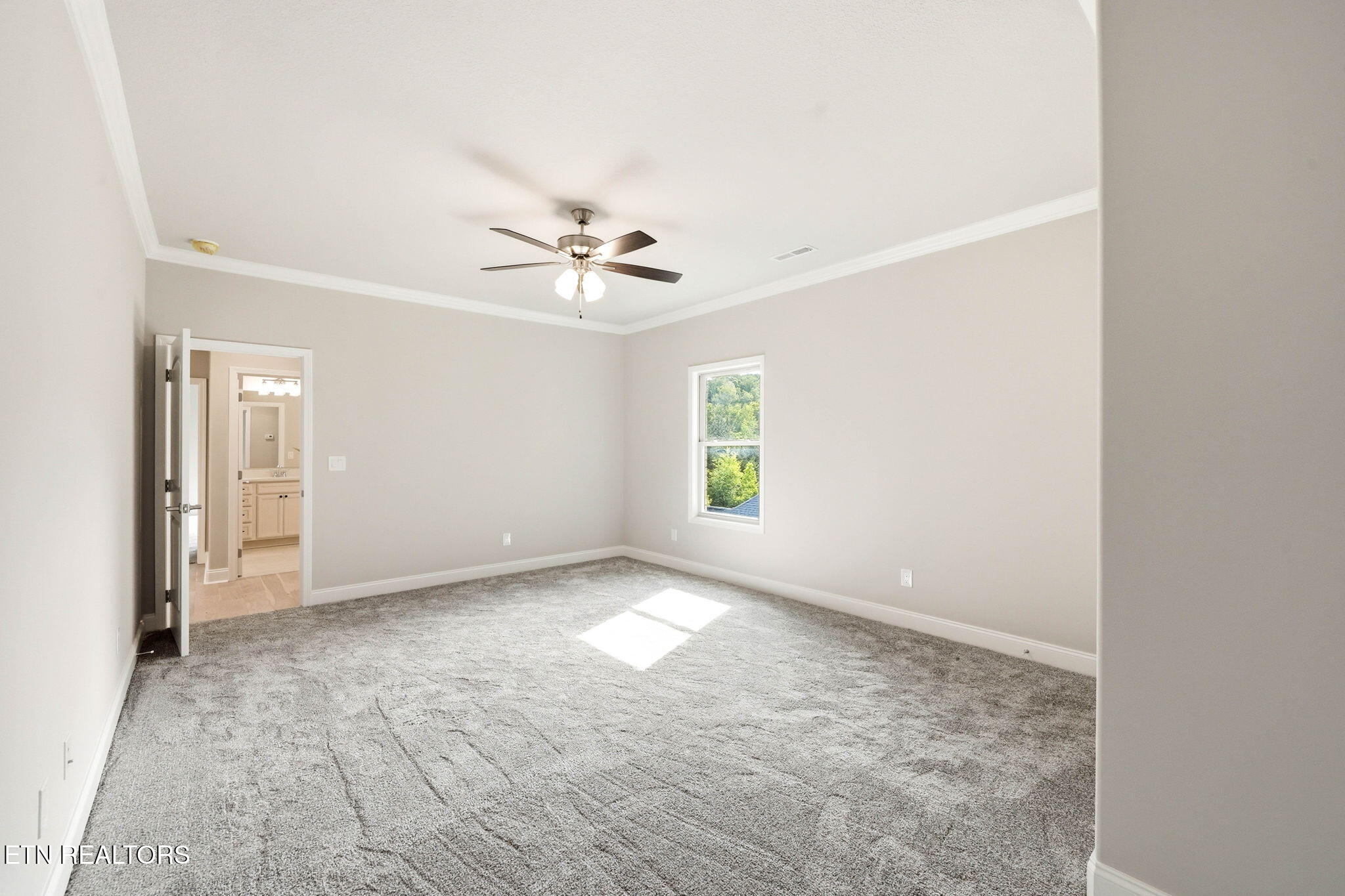 1853 Calgary Falls Lane Knoxville TN 37931