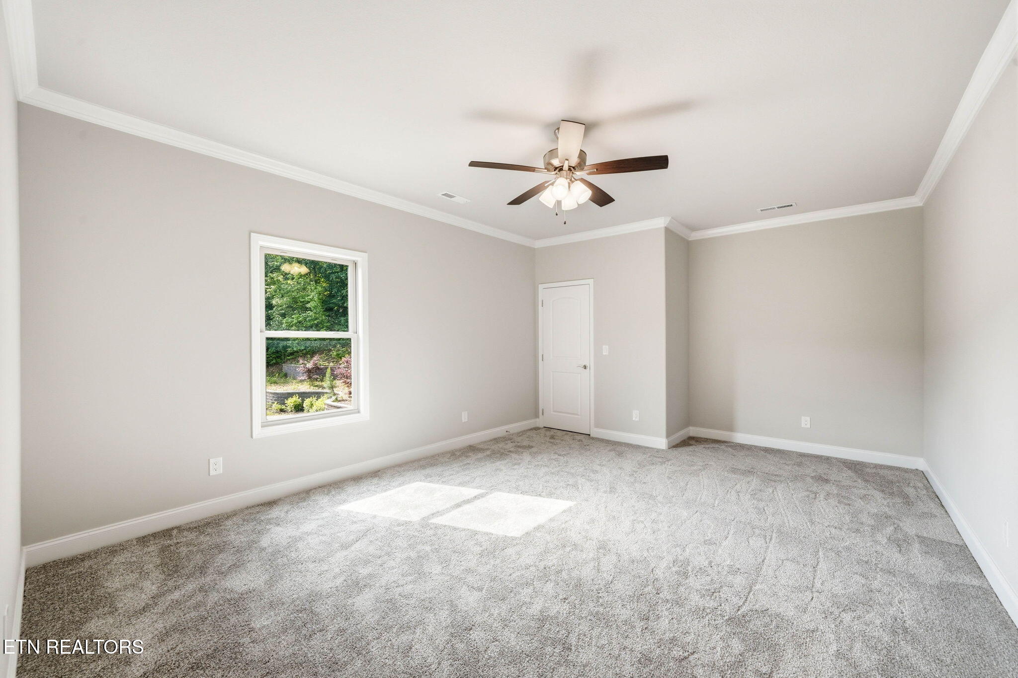 1853 Calgary Falls Lane Knoxville TN 37931