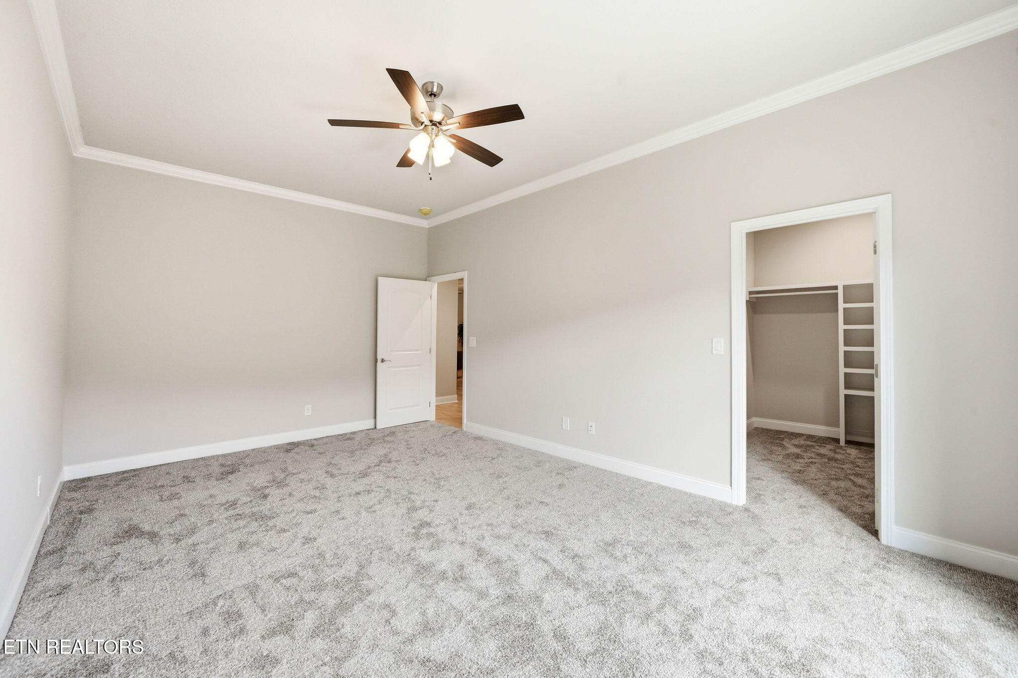 1853 Calgary Falls Lane Knoxville TN 37931