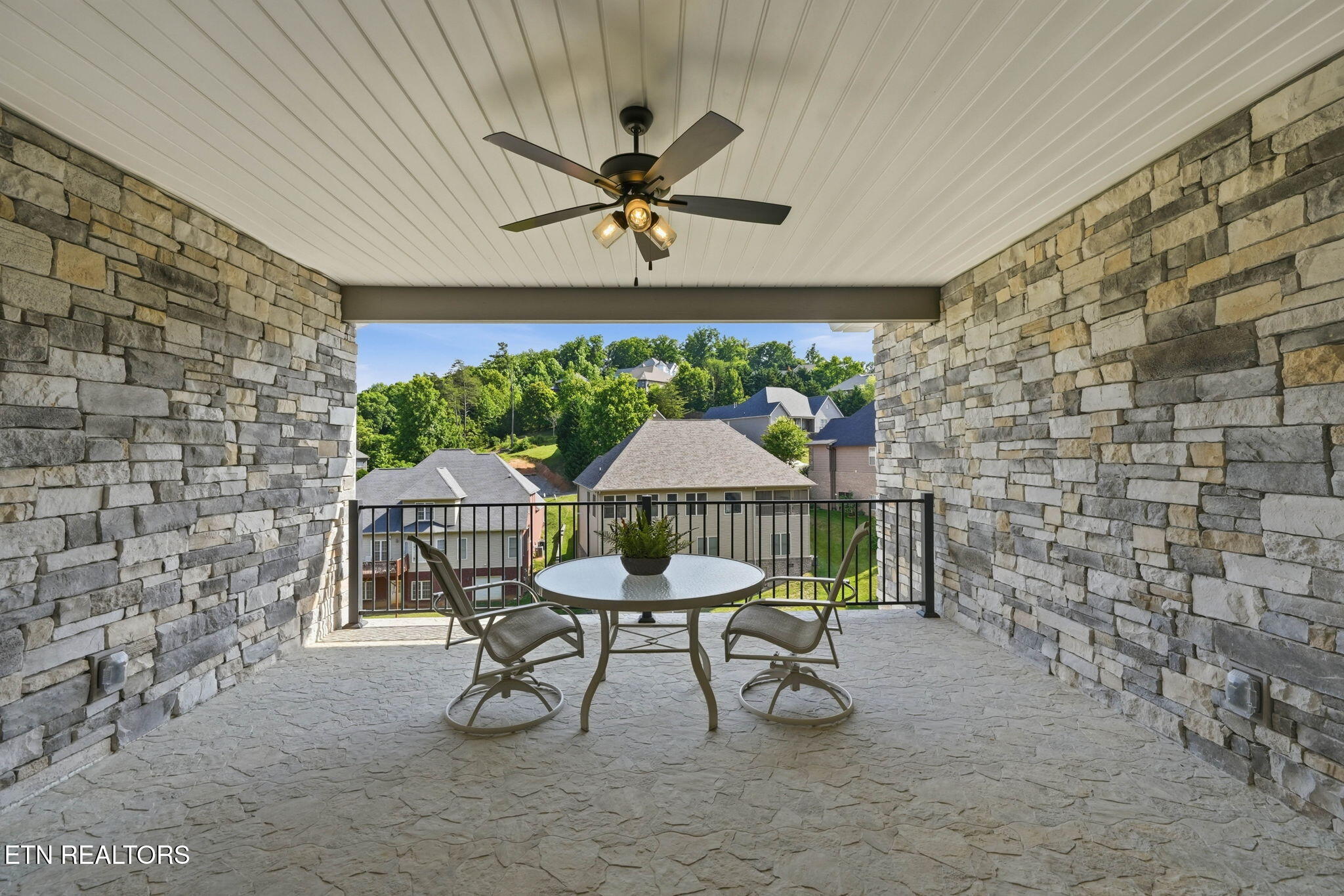 1853 Calgary Falls Lane Knoxville TN 37931