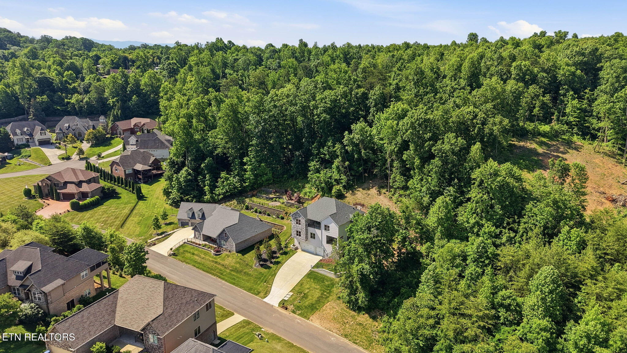 1853 Calgary Falls Lane Knoxville TN 37931