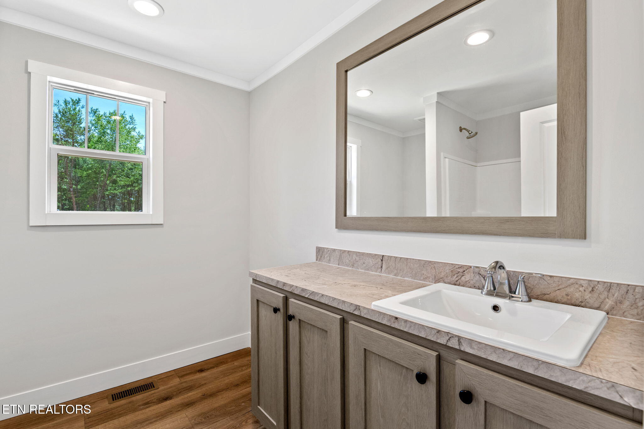 223 Bostie Maire Lane Clinton TN 37716