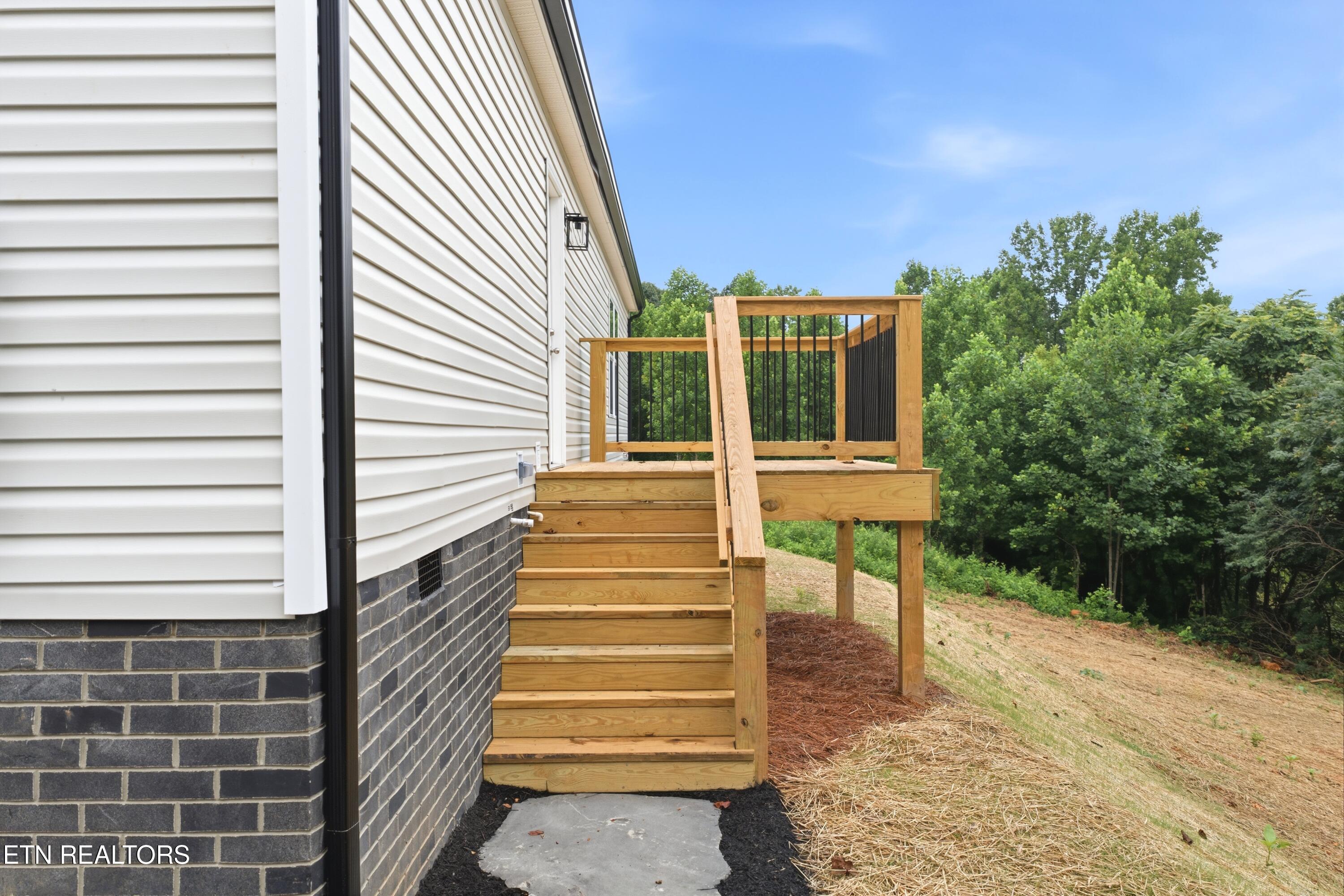 3827 Demory Road Lafollette TN 37766