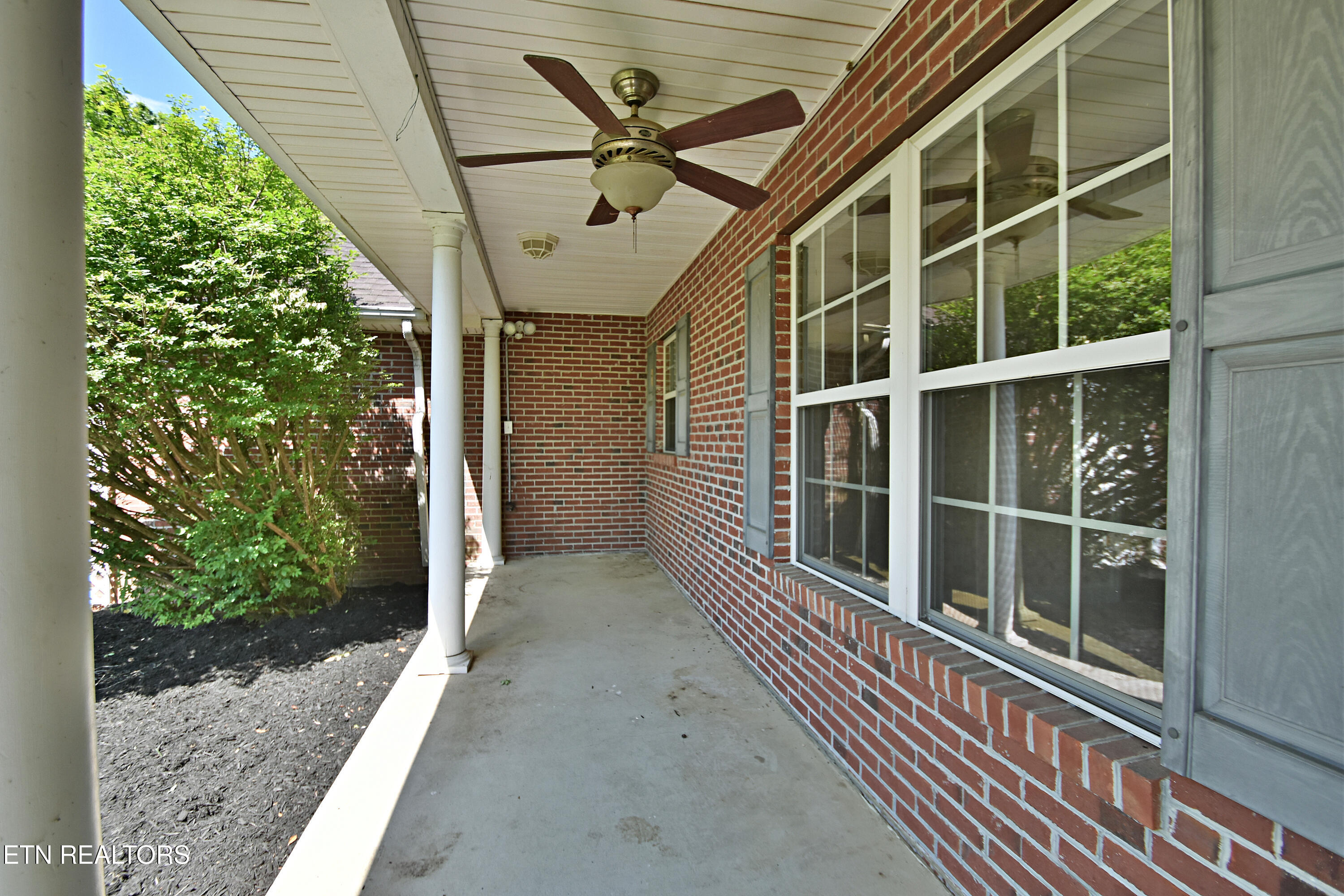 349 Fallen Oak Circle Seymour TN 37865