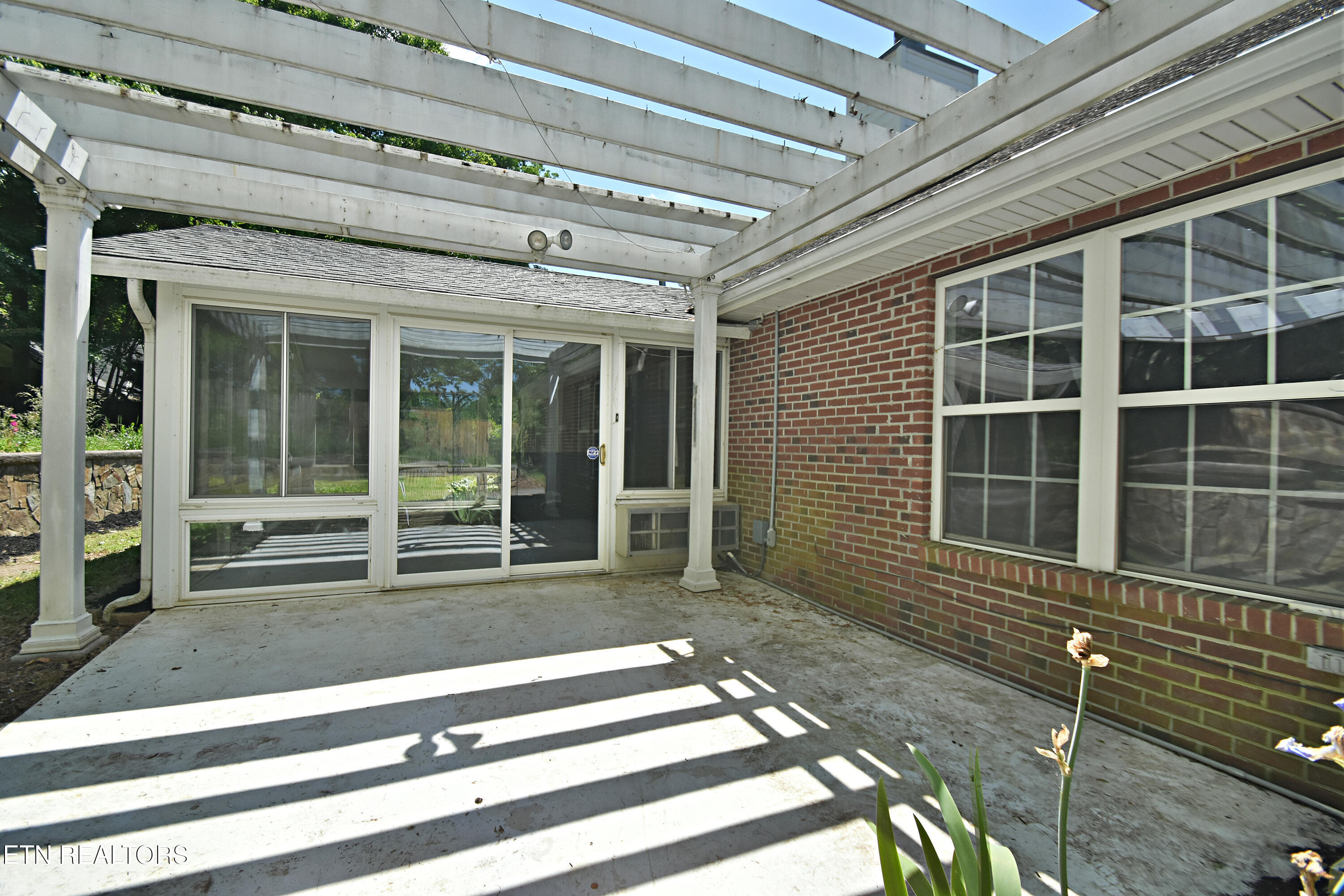 349 Fallen Oak Circle Seymour TN 37865