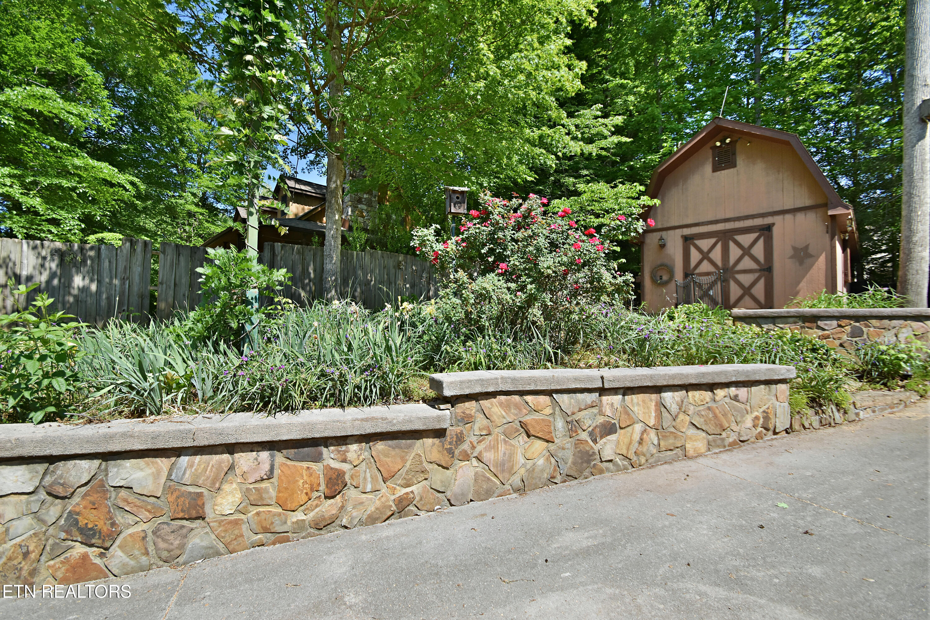 349 Fallen Oak Circle Seymour TN 37865