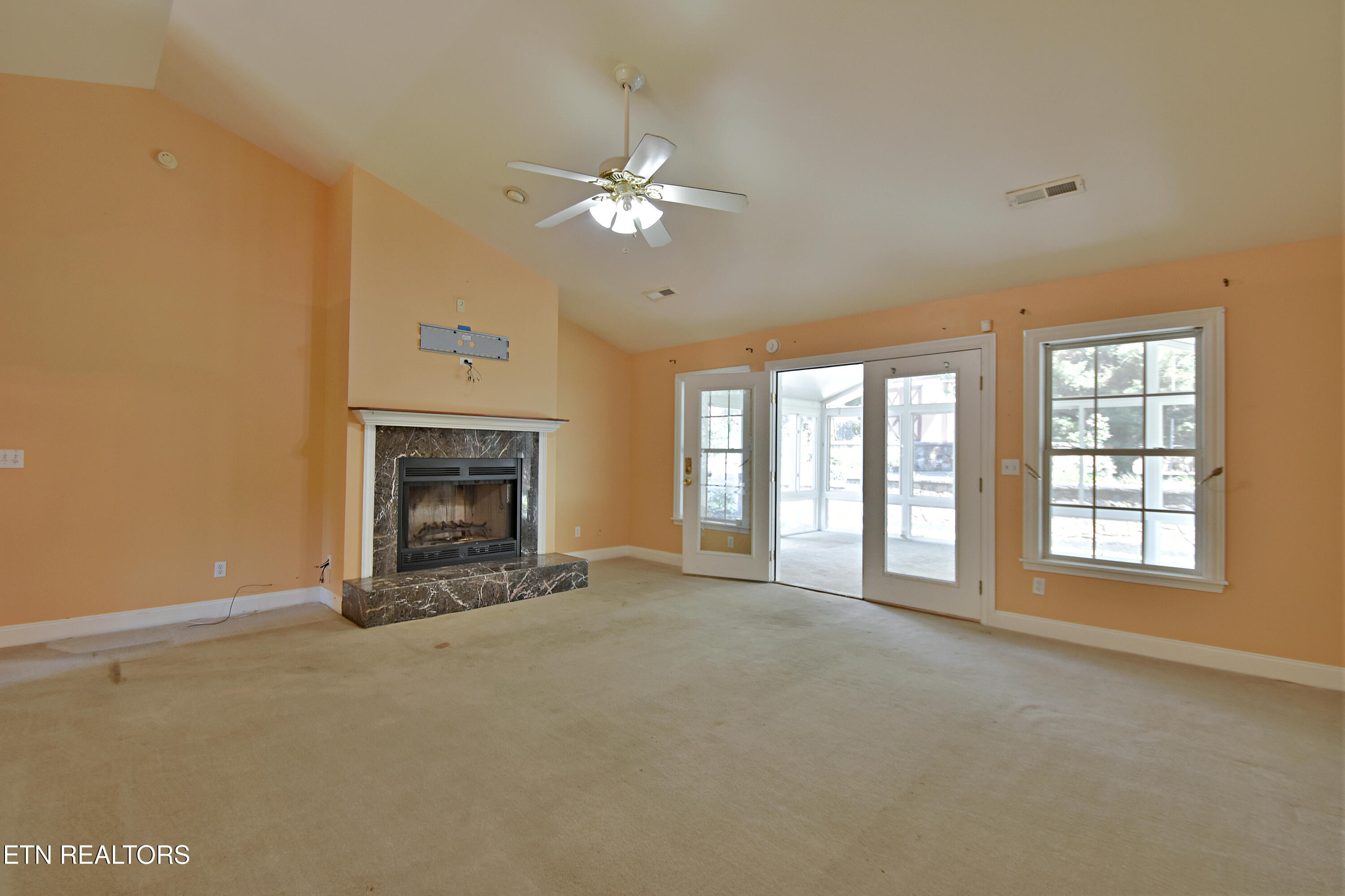 349 Fallen Oak Circle Seymour TN 37865